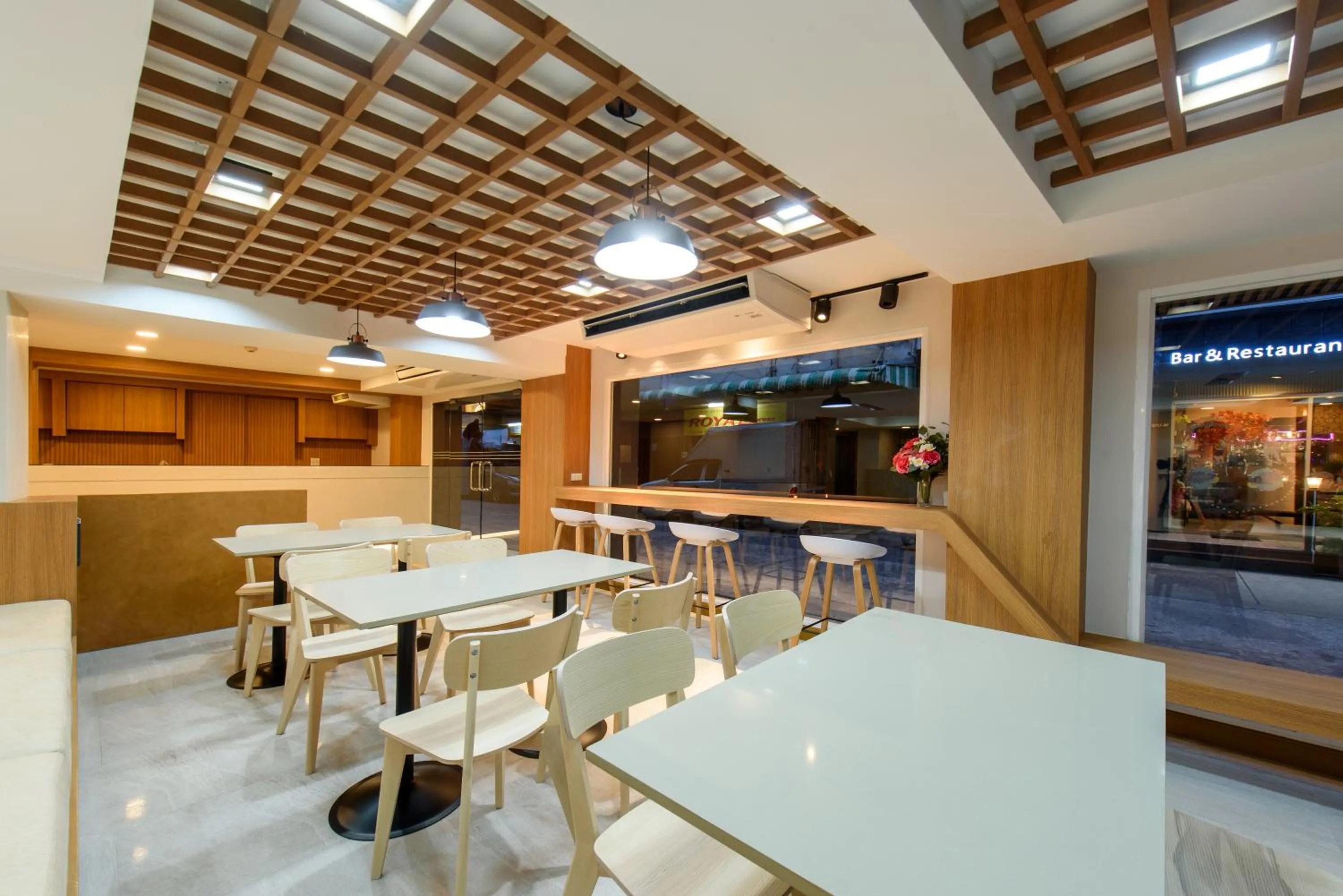 Grand Watergate Hotel