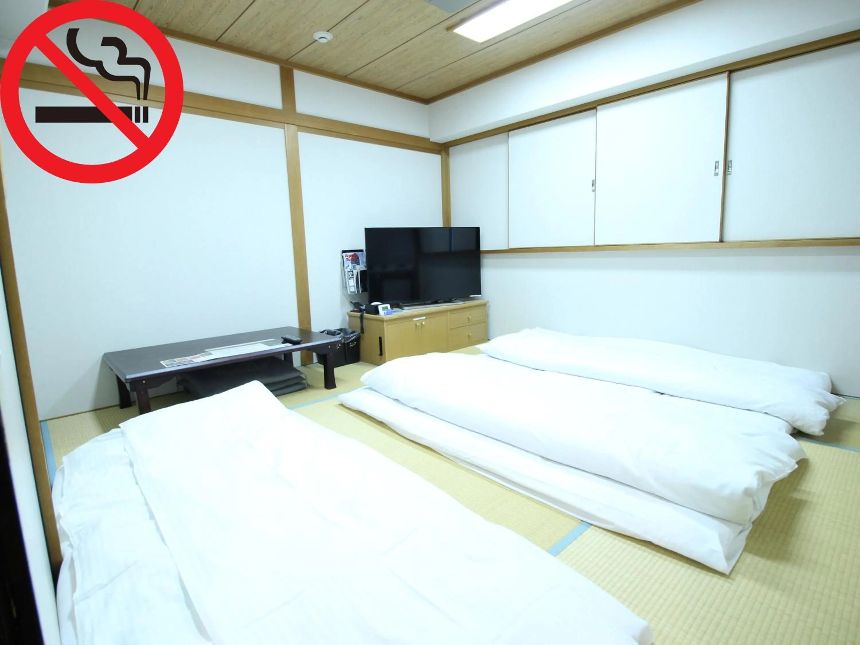 Photo of the whole room, Bed in APA Hotel Hikoneminami