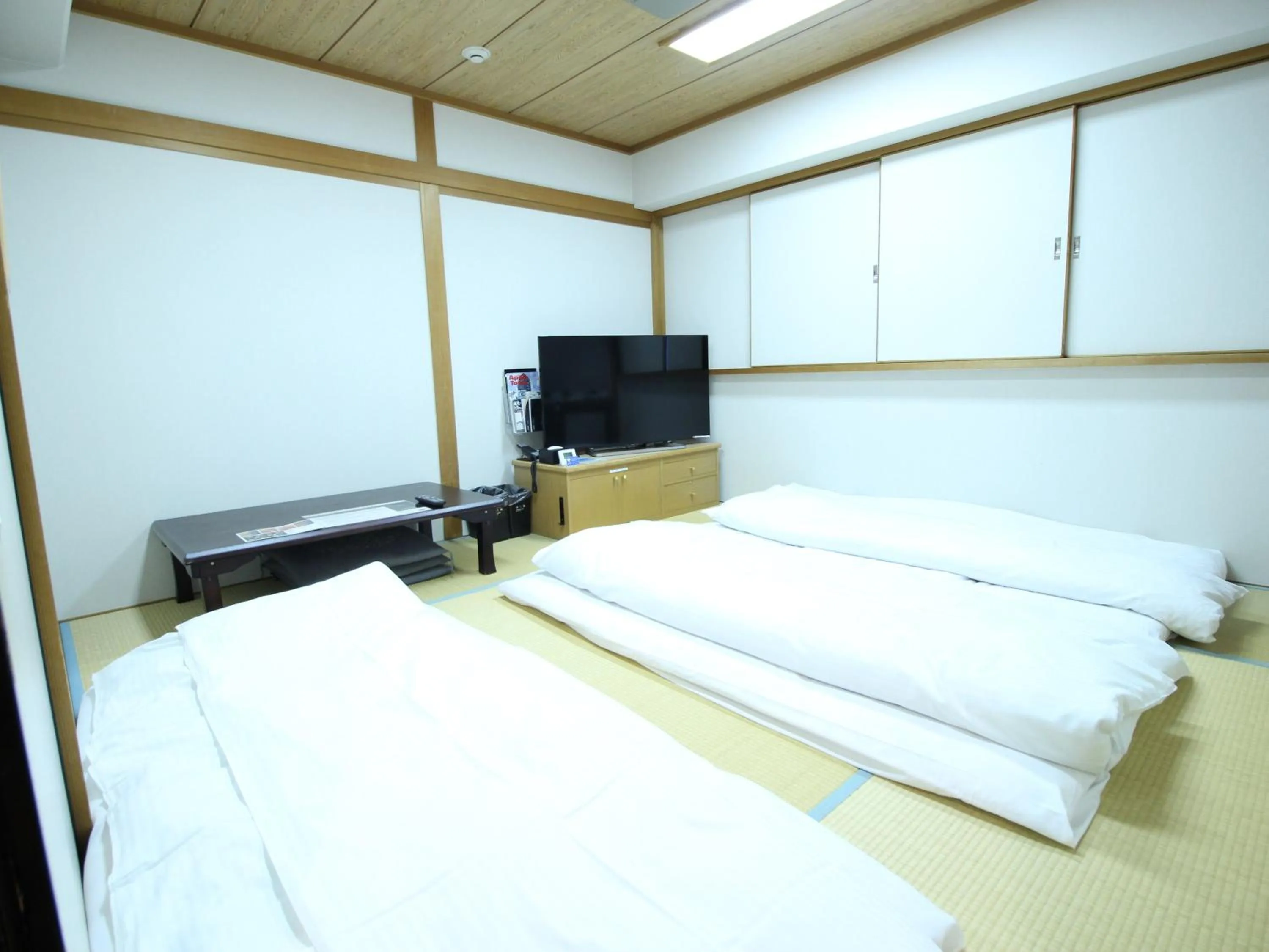 Photo of the whole room, Bed in APA Hotel Hikoneminami