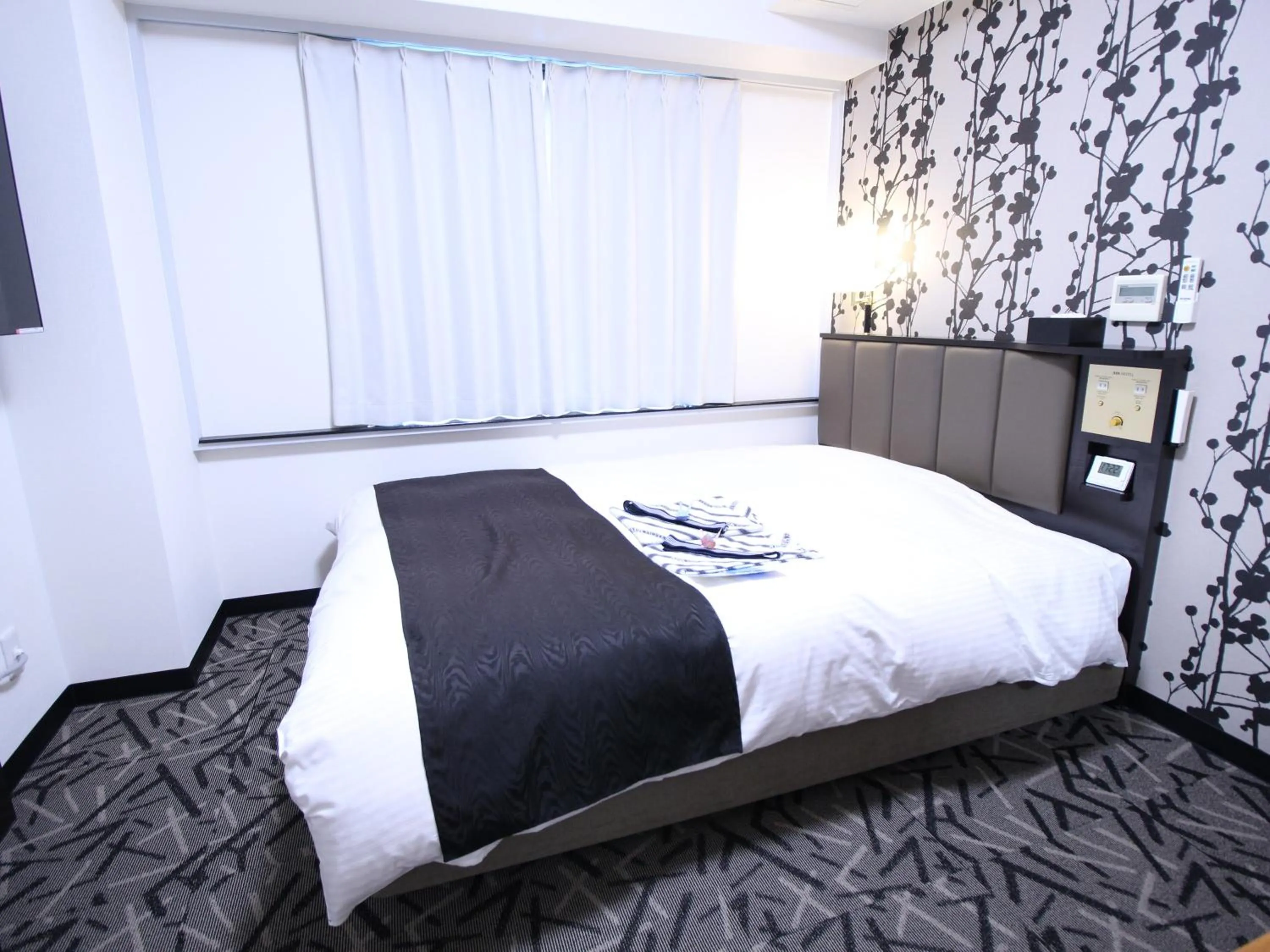 Bed in APA Hotel Hikoneminami