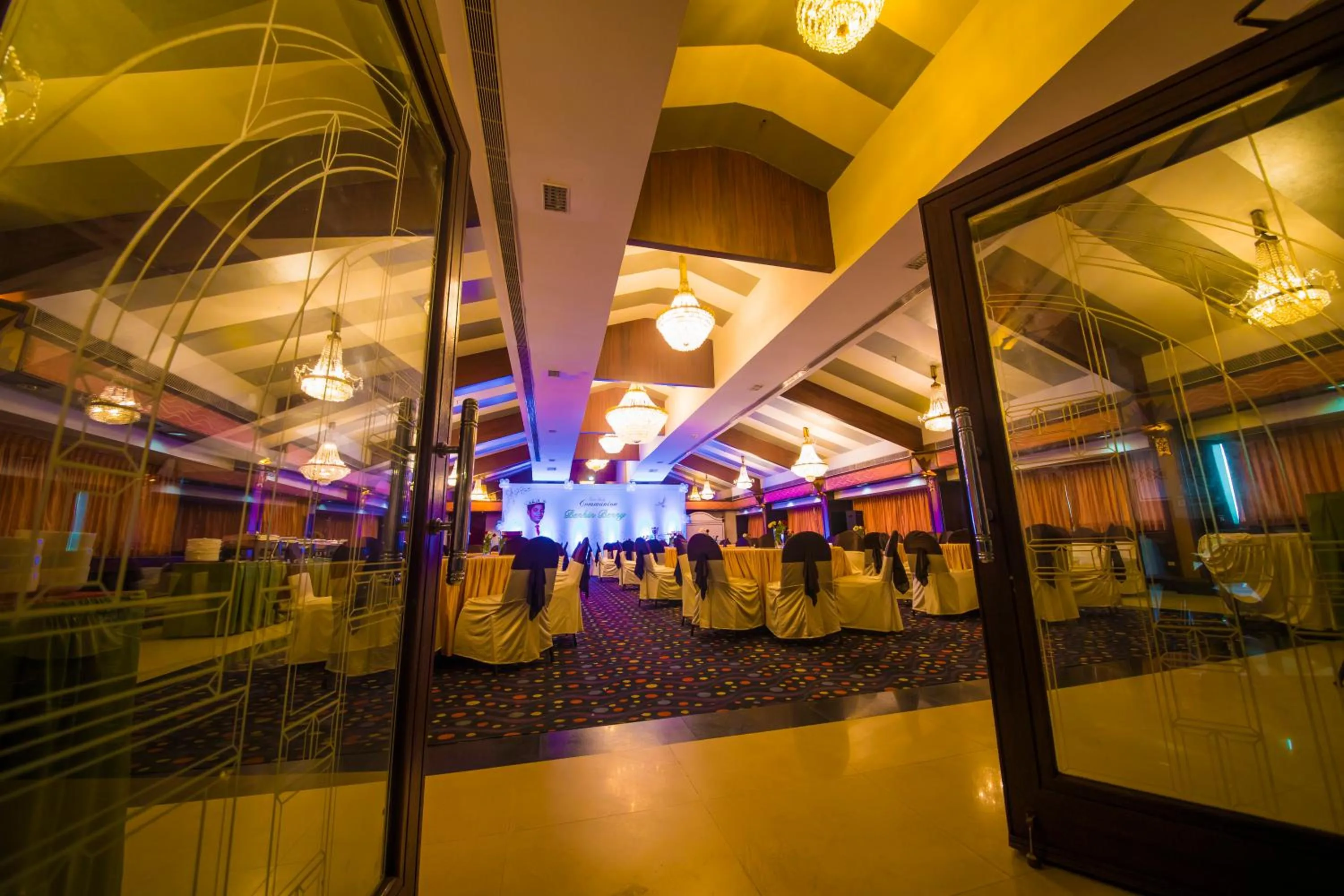 Banquet/Function facilities in The Renai Cochin
