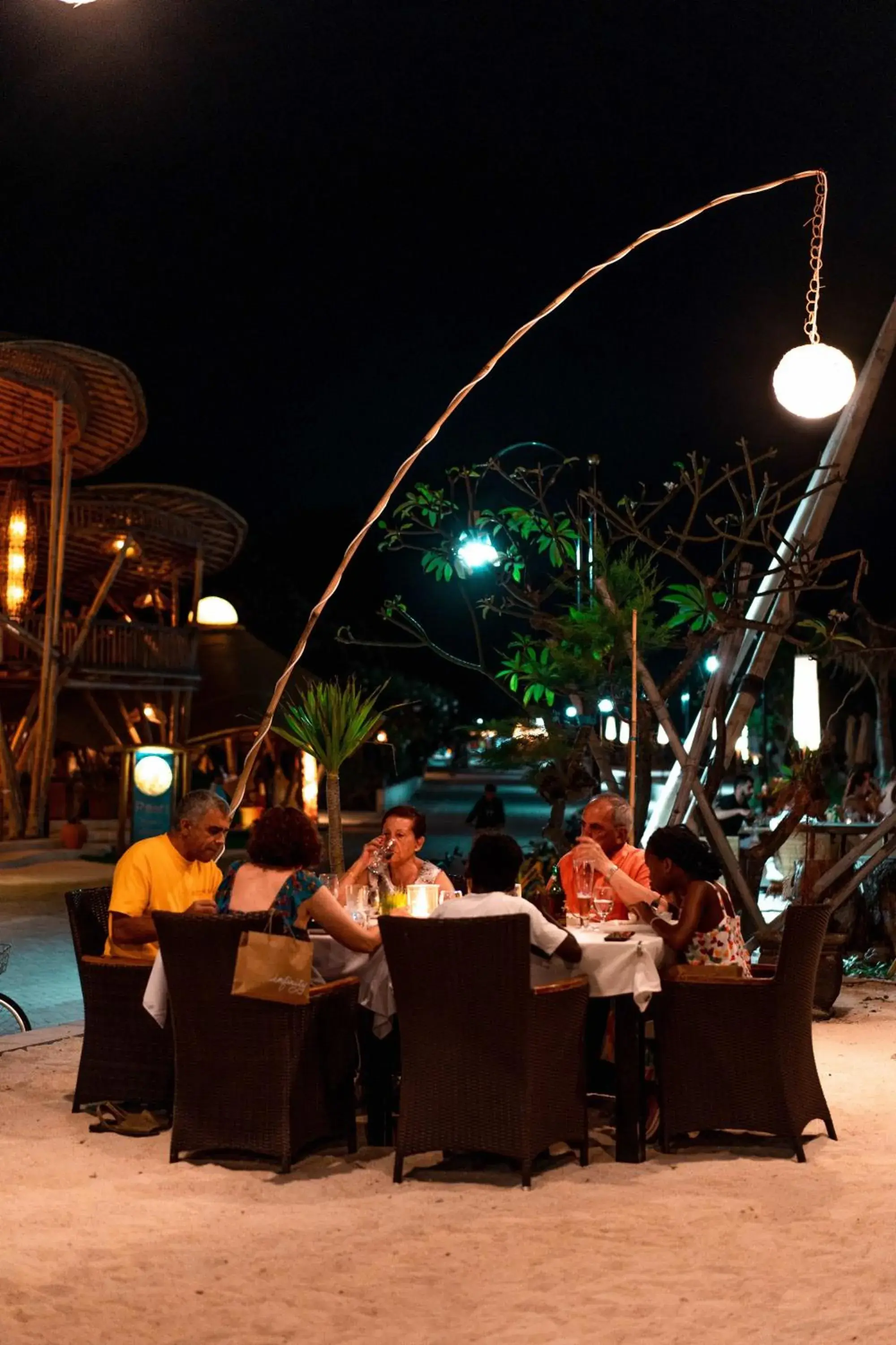 Restaurant/places to eat in Kokomo Resort Restaurant/places to eat in Kokomo Resort