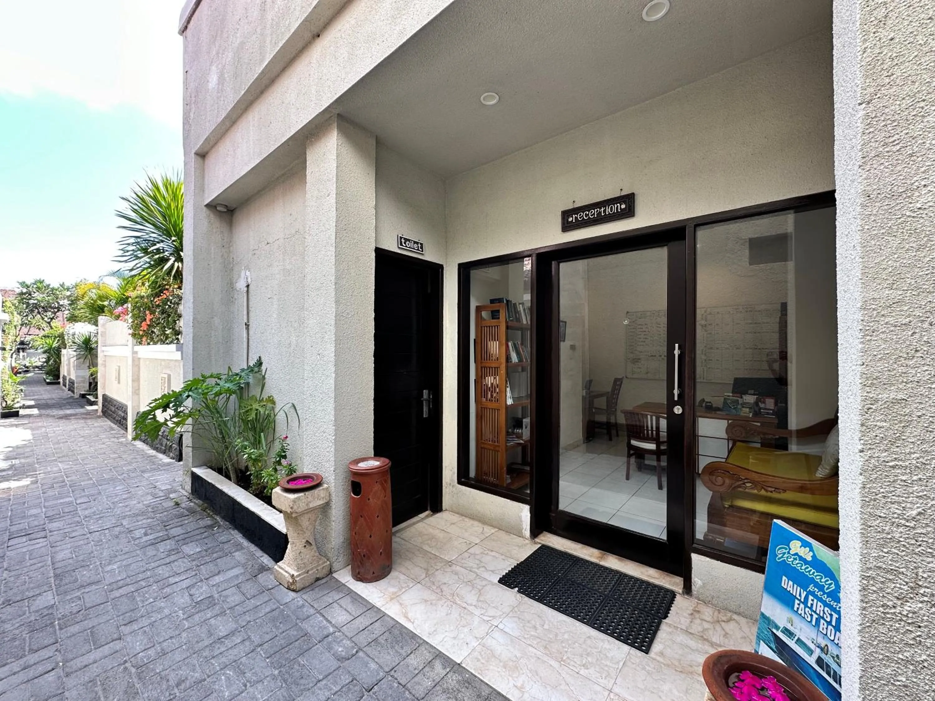 Property building in Kokomo Resort