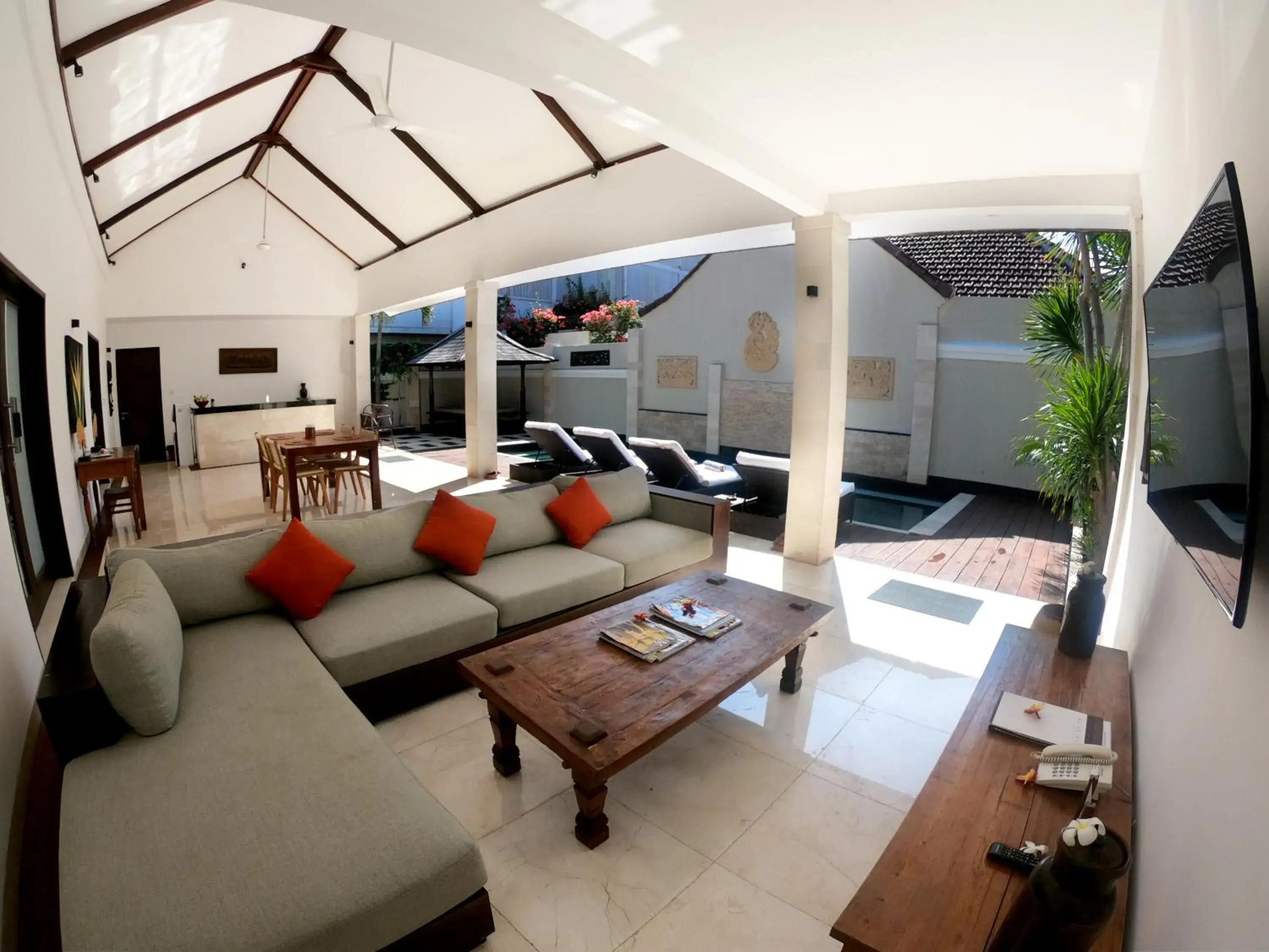 Living room in Kokomo Resort Living room in Kokomo Resort