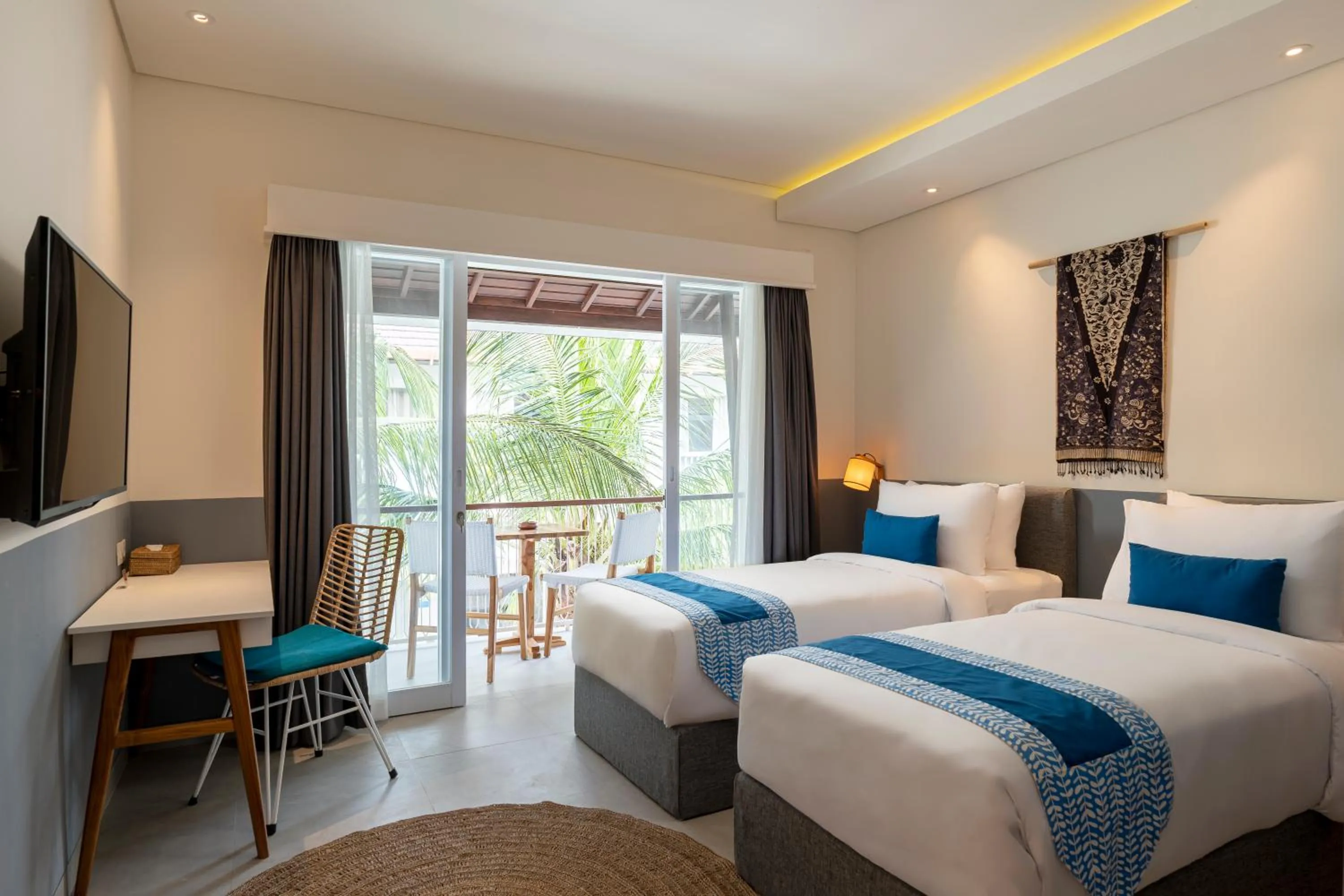 Bedroom, Bed in The Beach House Resort