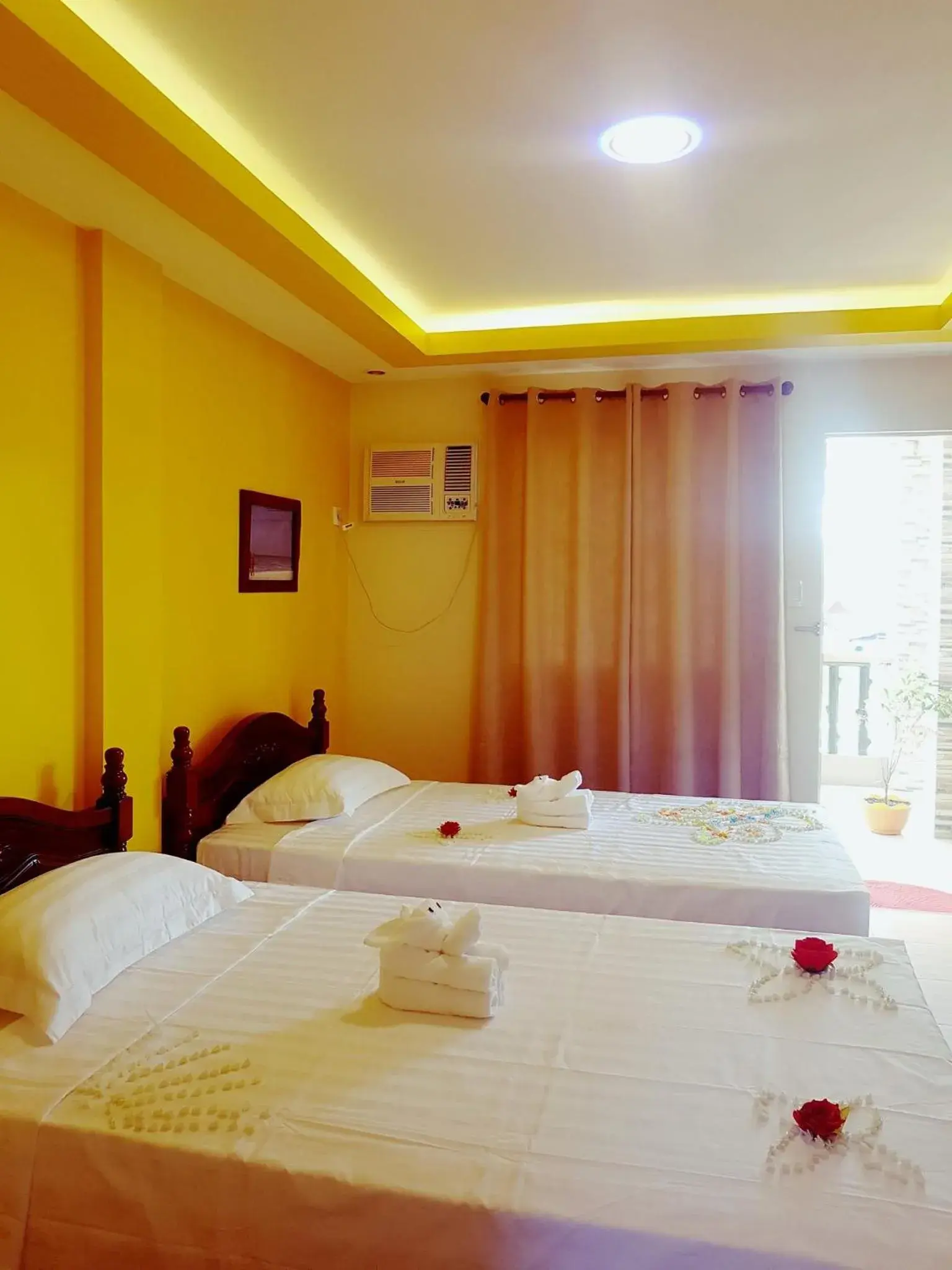 Bed in Jelly's Haven Resort Bed in Jelly's Haven Resort