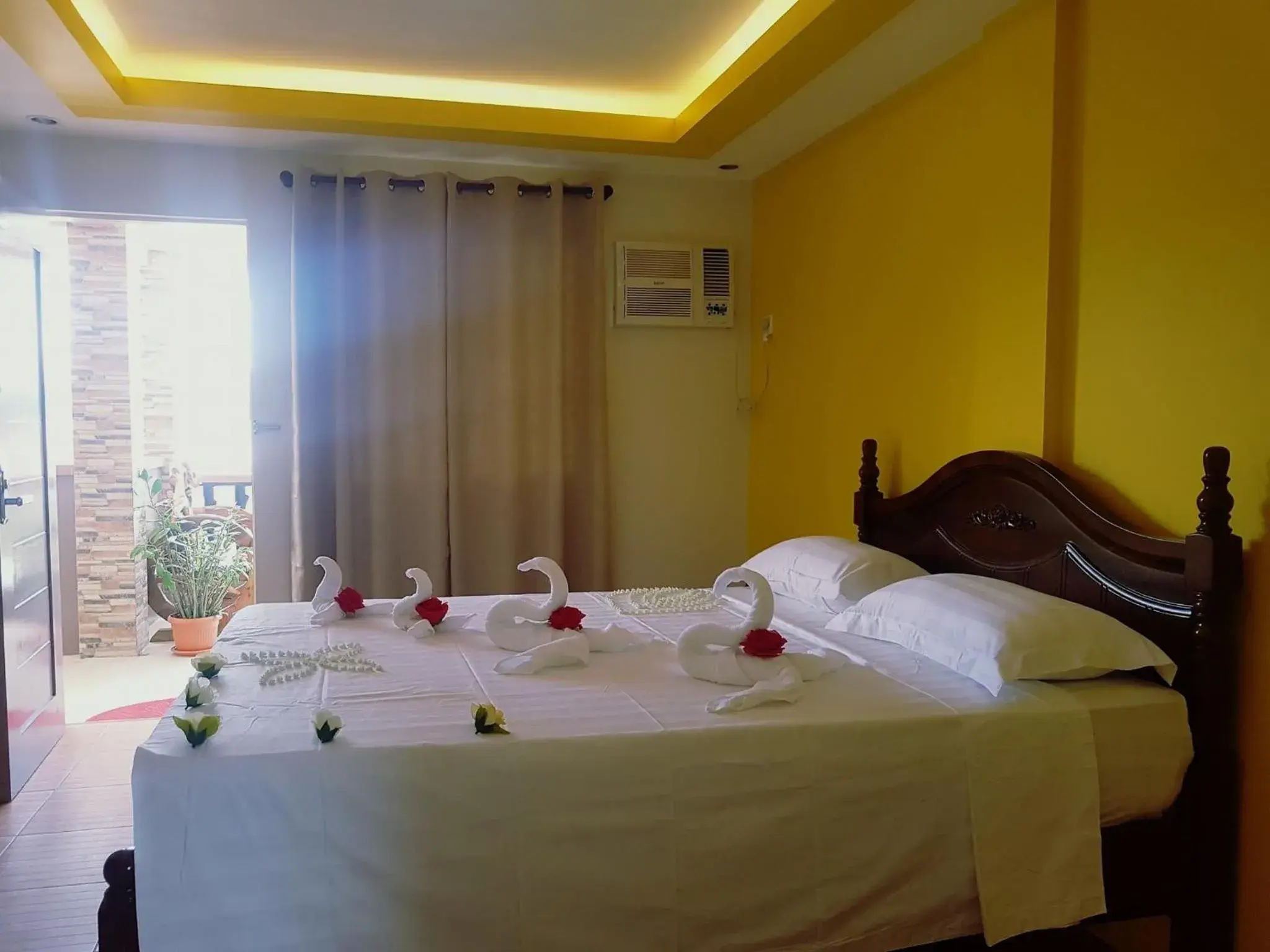 Bed in Jelly's Haven Resort Bed in Jelly's Haven Resort