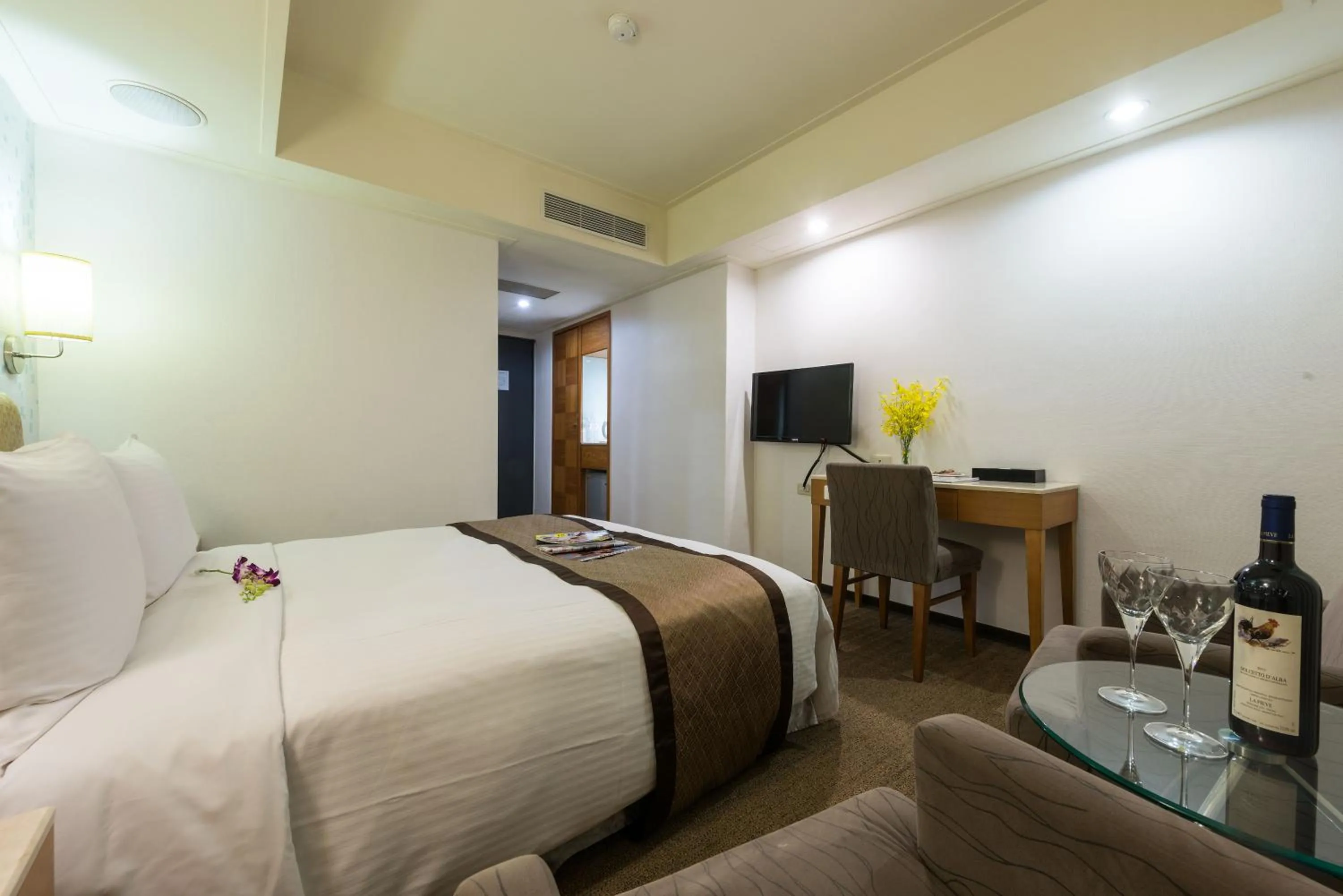 Elegance Suite in Forward Suites Ⅰ