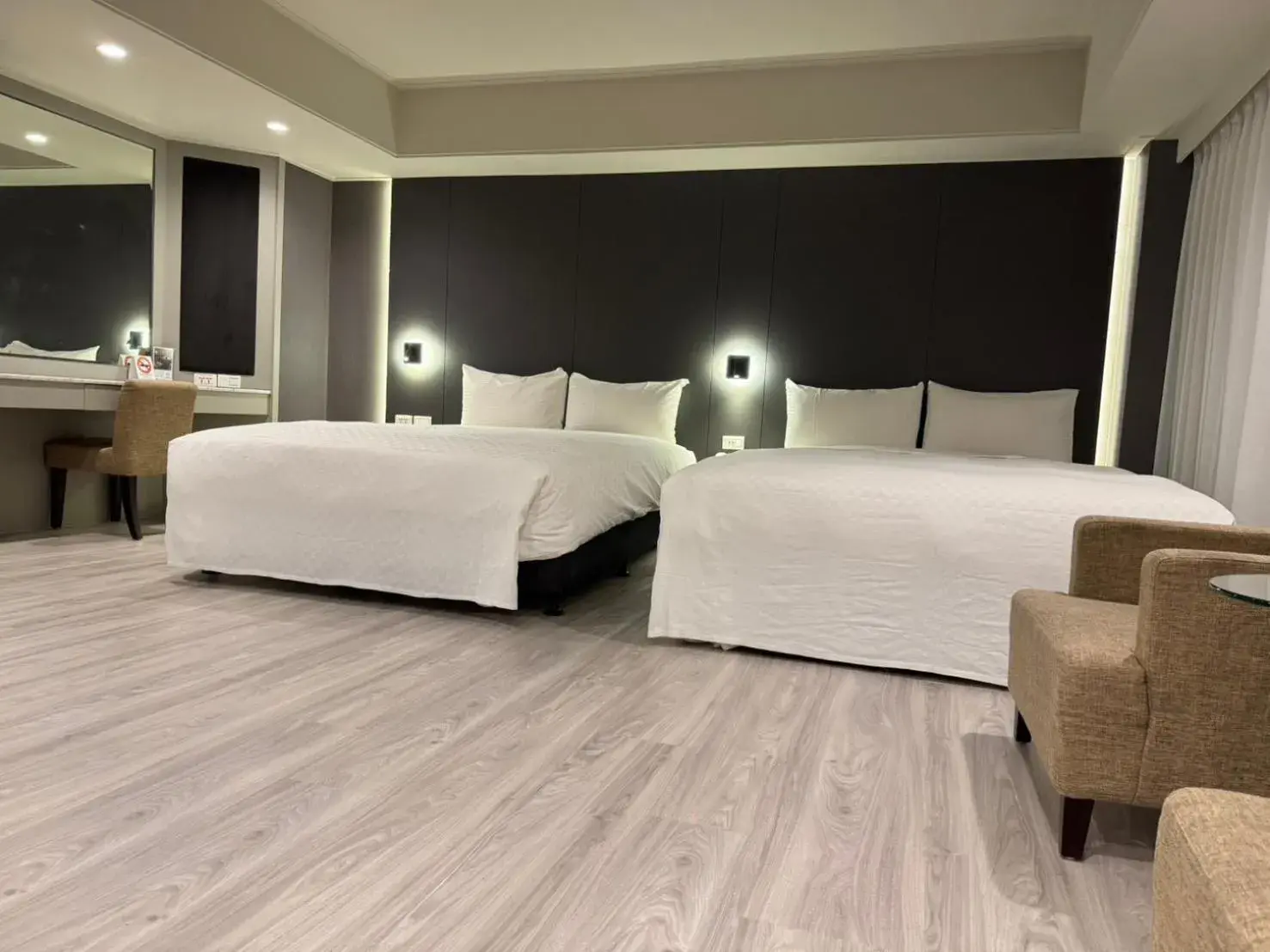 Bed in Forward Suites Ⅰ Bed in Forward Suites Ⅰ