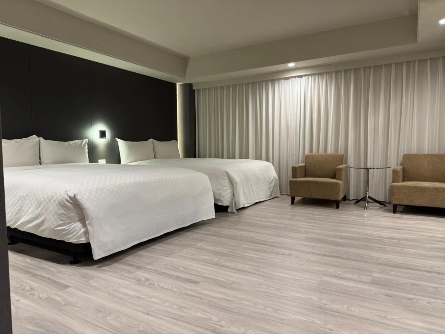 Bed in Forward Suites Ⅰ