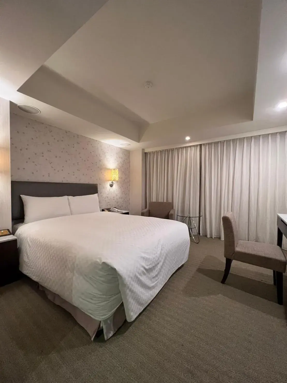 Bed in Forward Suites