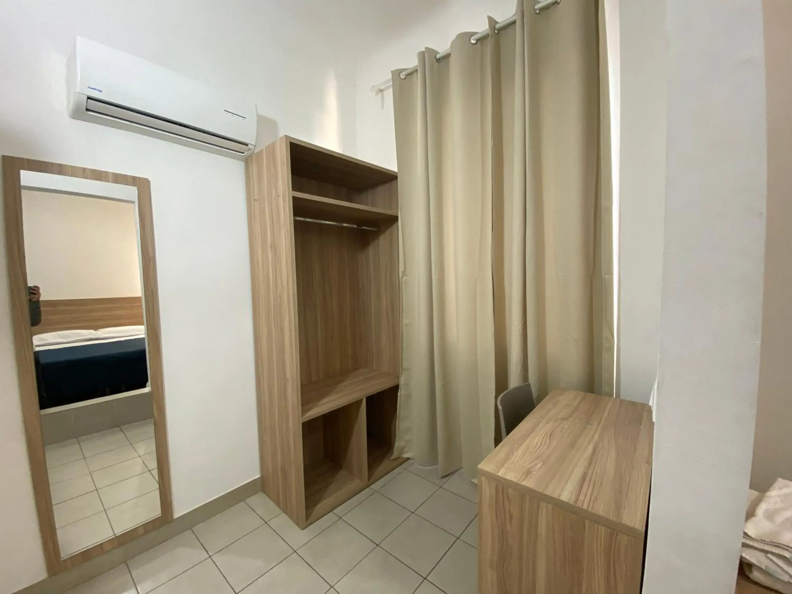 Triple Room with Private Bathroom in Golden Dream Guest House Triple Room with Private Bathroom in Golden Dream Guest House