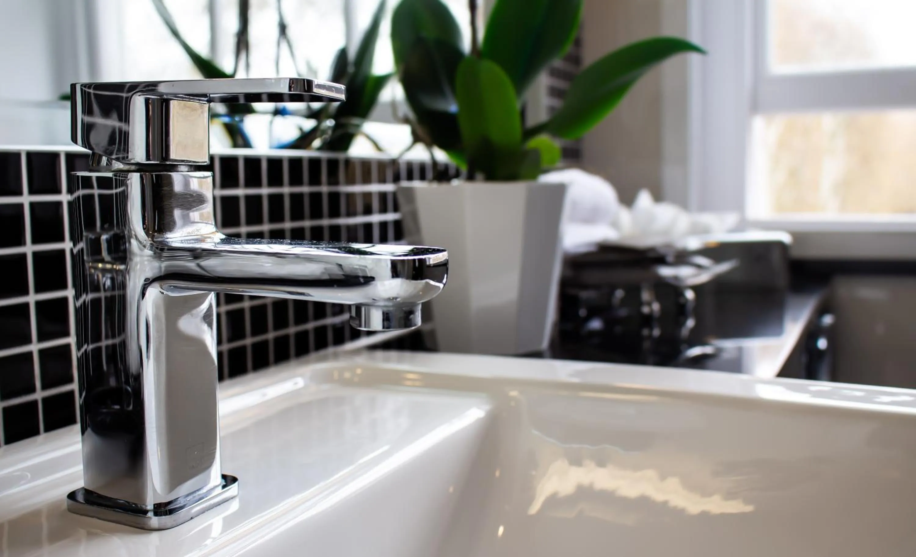Bathroom in Rochester Hotel by Blue Orchid