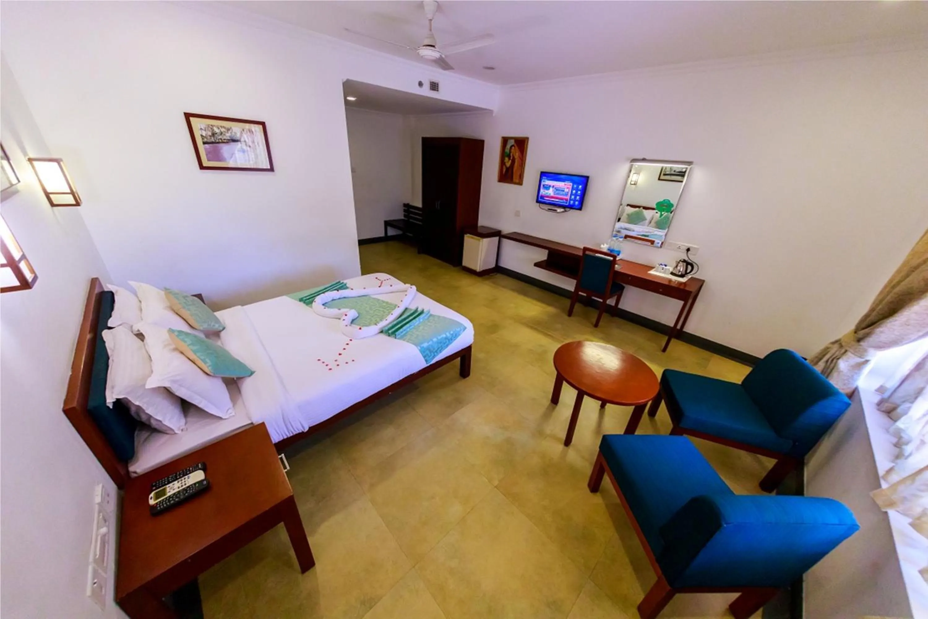 Photo of the whole room, Bed in Green Fields Kumarakom