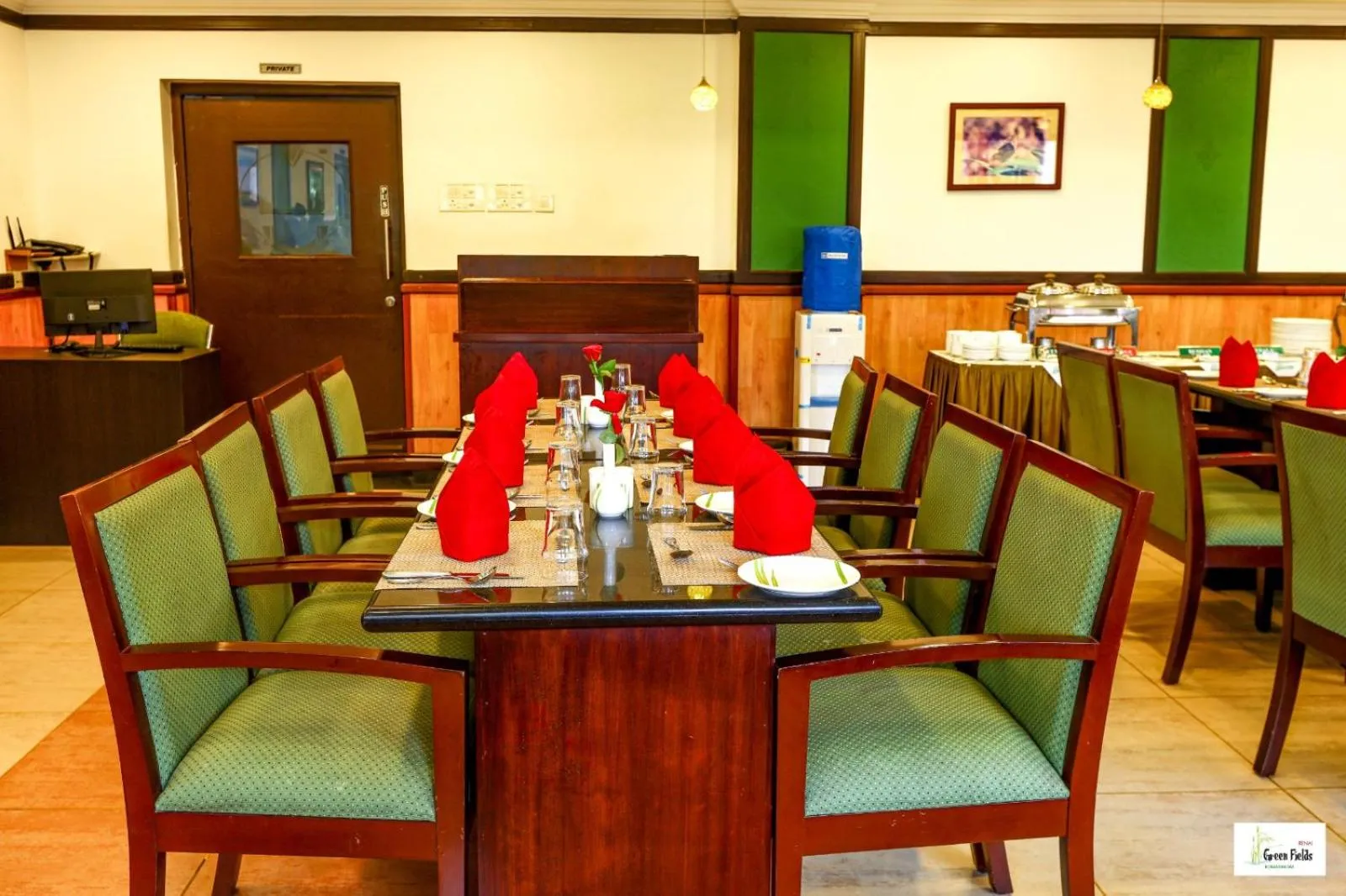 Restaurant/places to eat in Green Fields Kumarakom