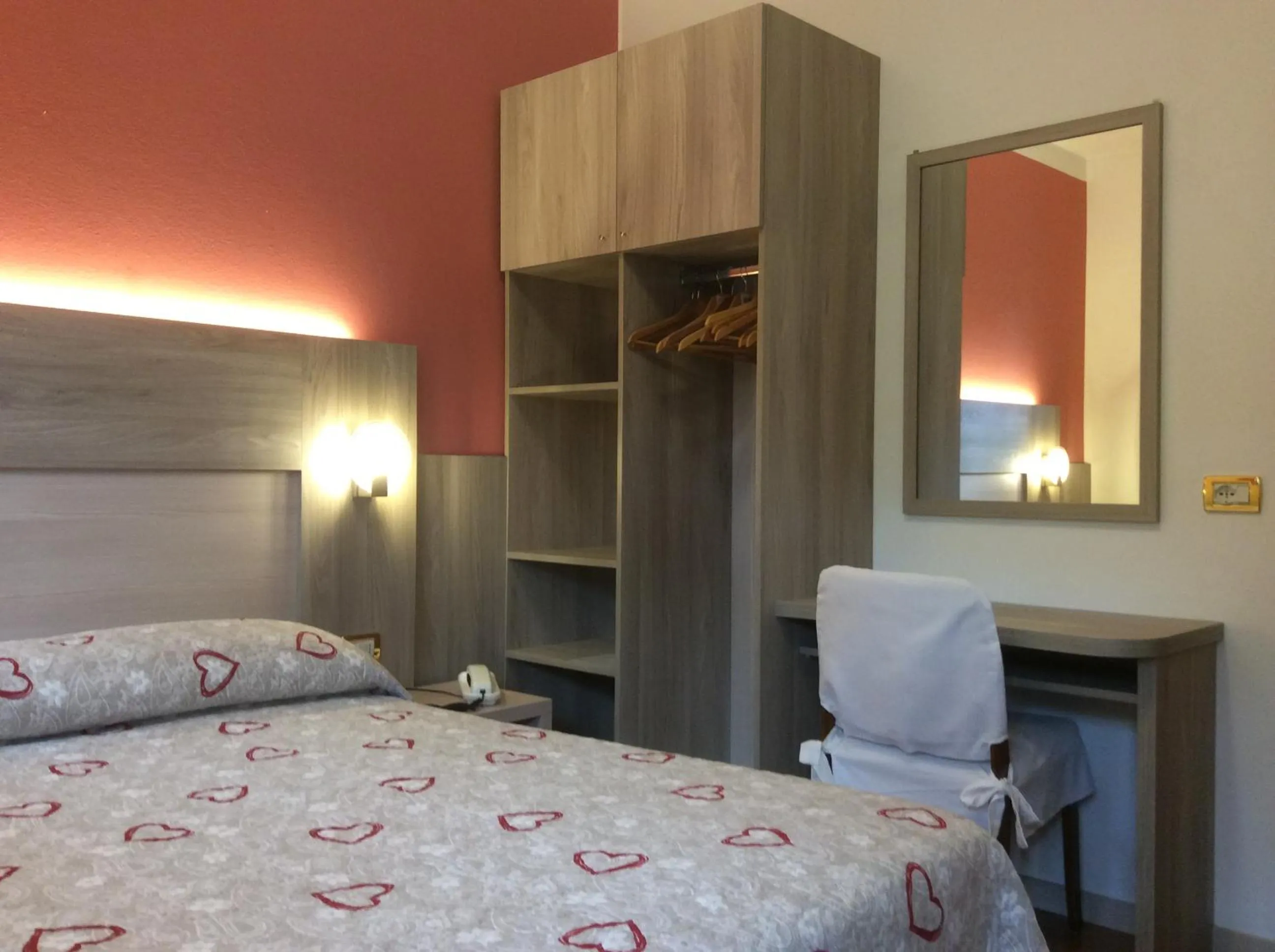 Bedroom, Bed in Albergo Ristorante Scanapà