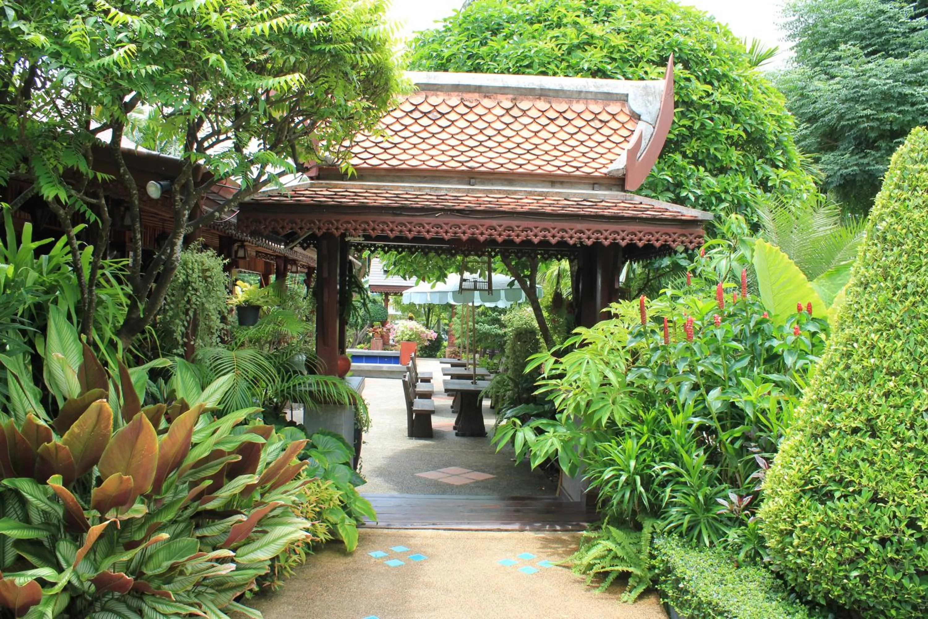 Restaurant/places to eat in Baan Vanida Garden Resort