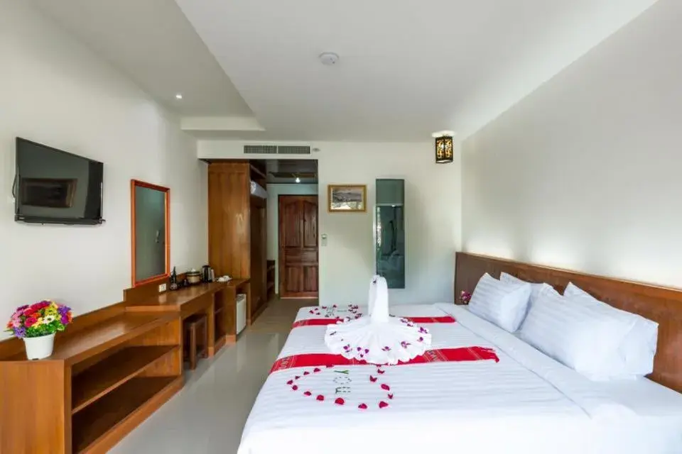 Double or Twin Room with Balcony in Baan Vanida Garden Resort Double or Twin Room with Balcony in Baan Vanida Garden Resort