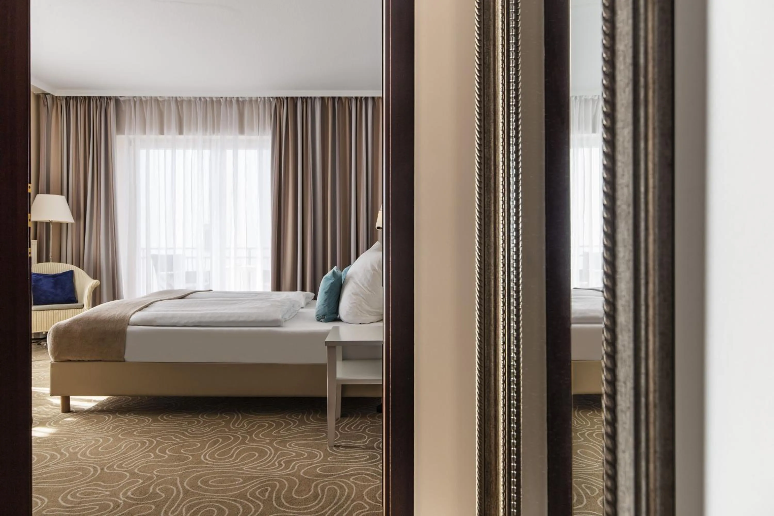 Photo of the whole room, Bed in Mein Strandhaus - Hotel, Restaurant & Schwimmbad