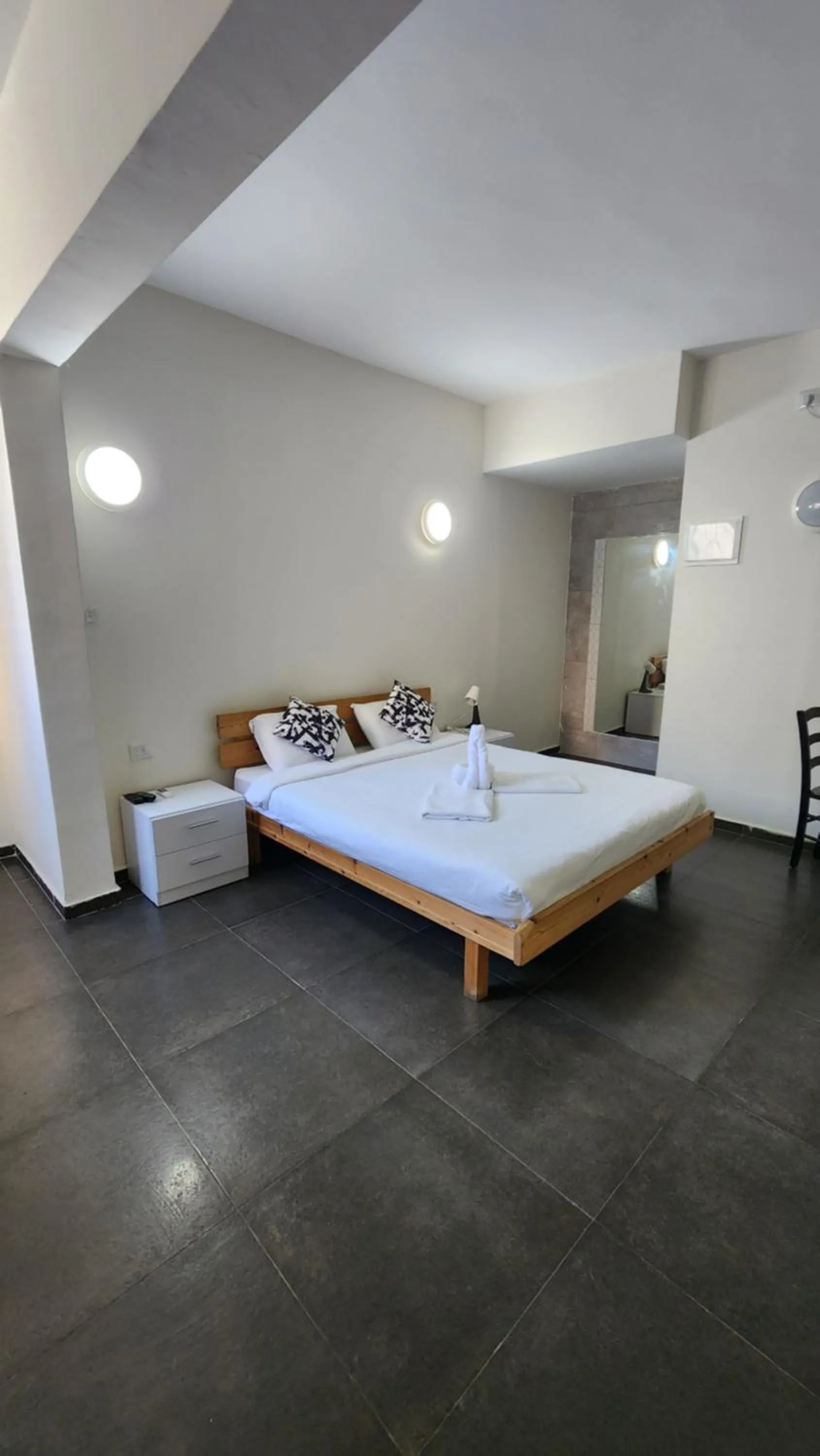 Bed in David Hameleh House