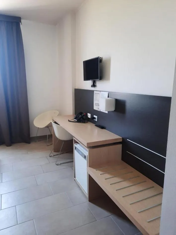 TV and multimedia in Hotel Verdina