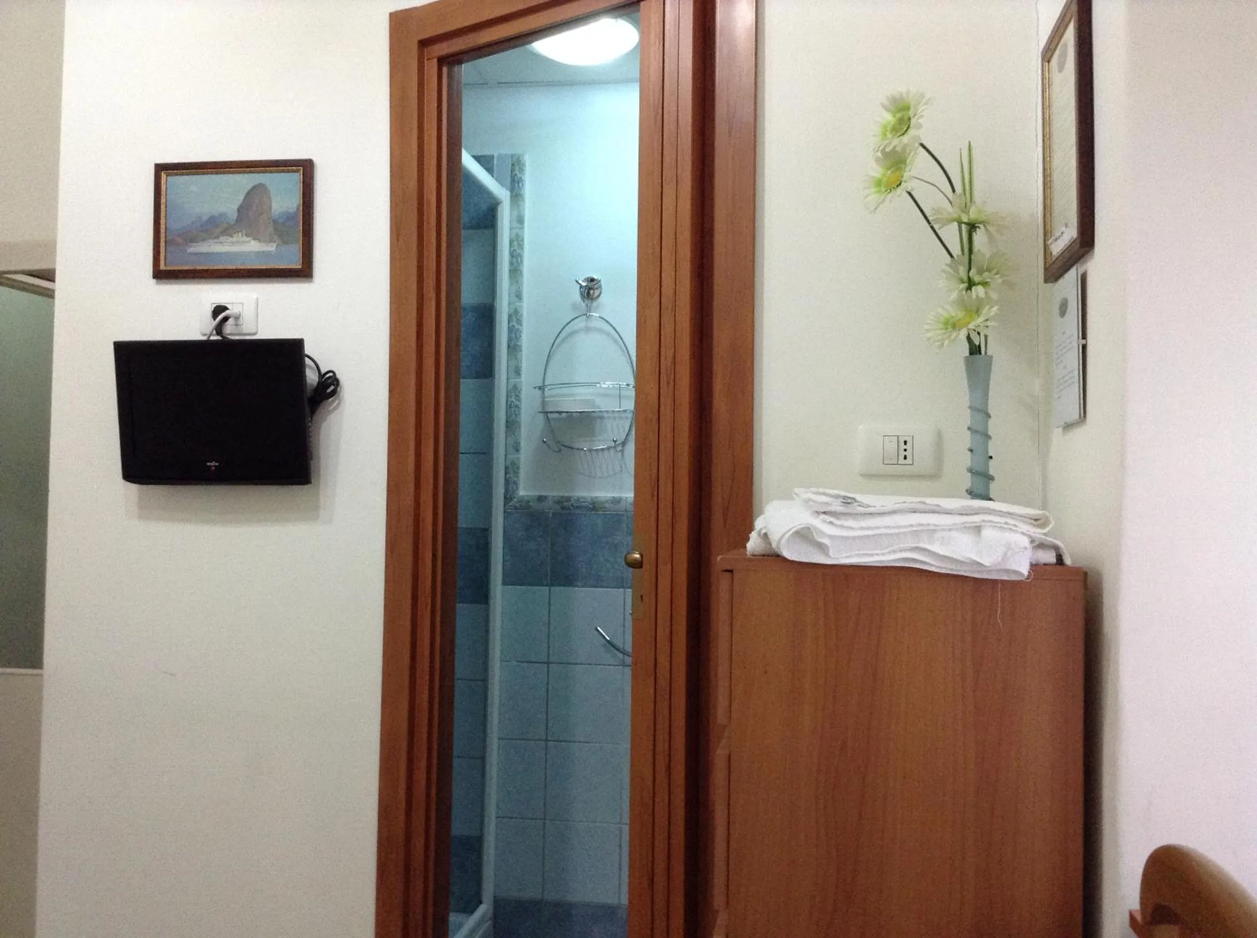 Shower in Il Mandorlo