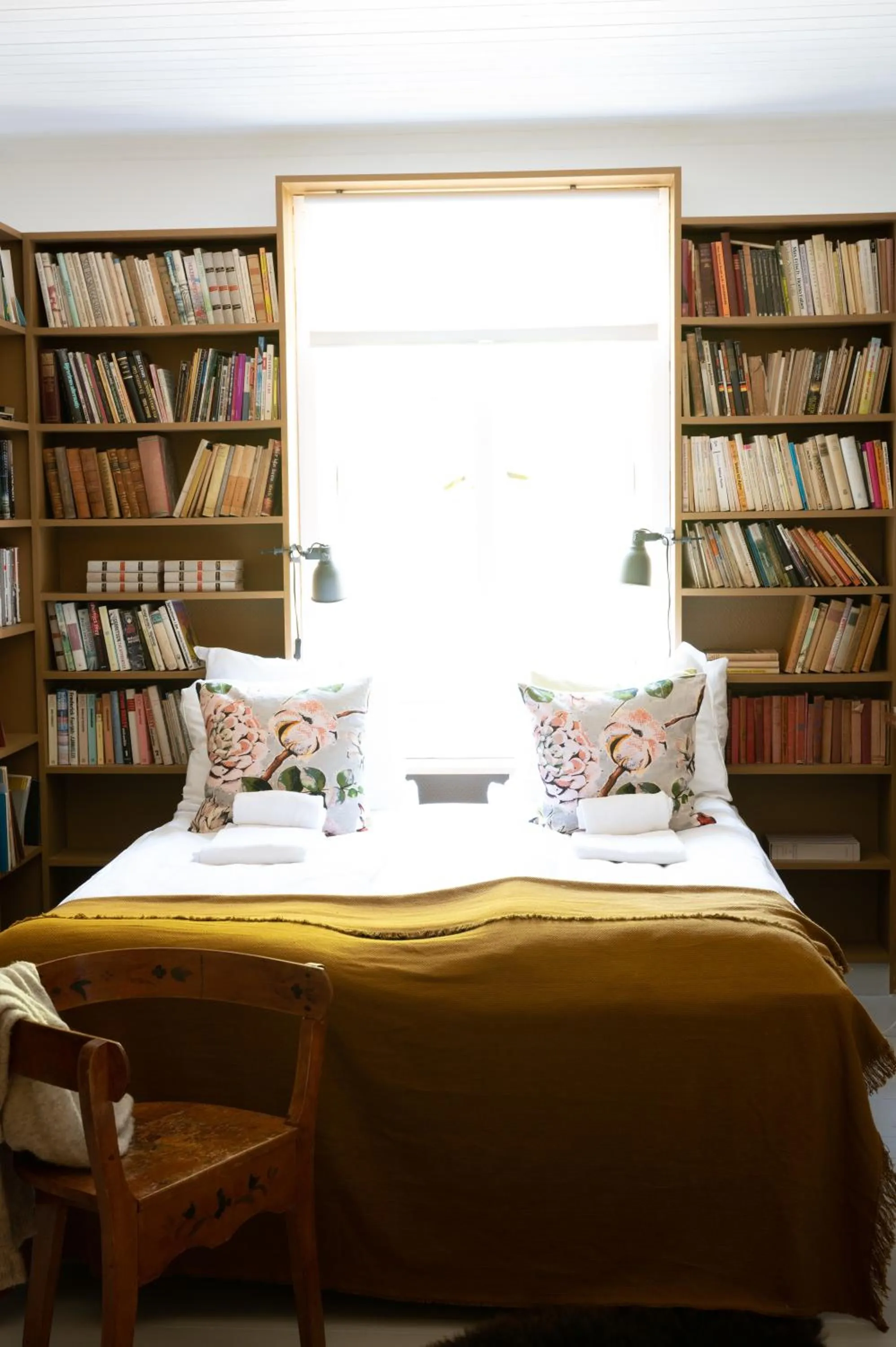 Bedroom, Bed in Fjærland Fjordstove Hotell - Huseby Hotelldrift AS