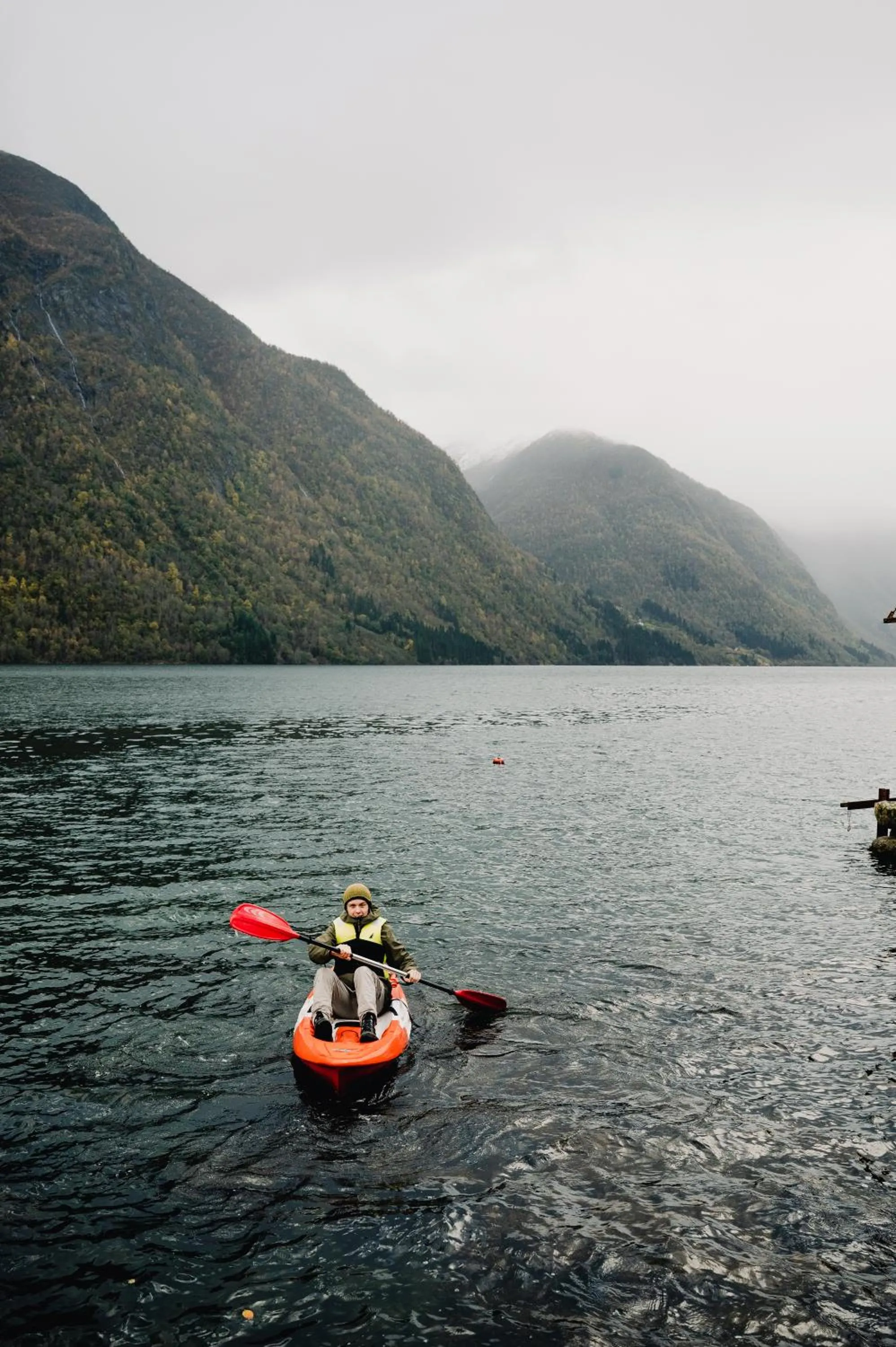 Canoeing in Fjærland Fjordstove Hotell - Huseby Hotelldrift AS
