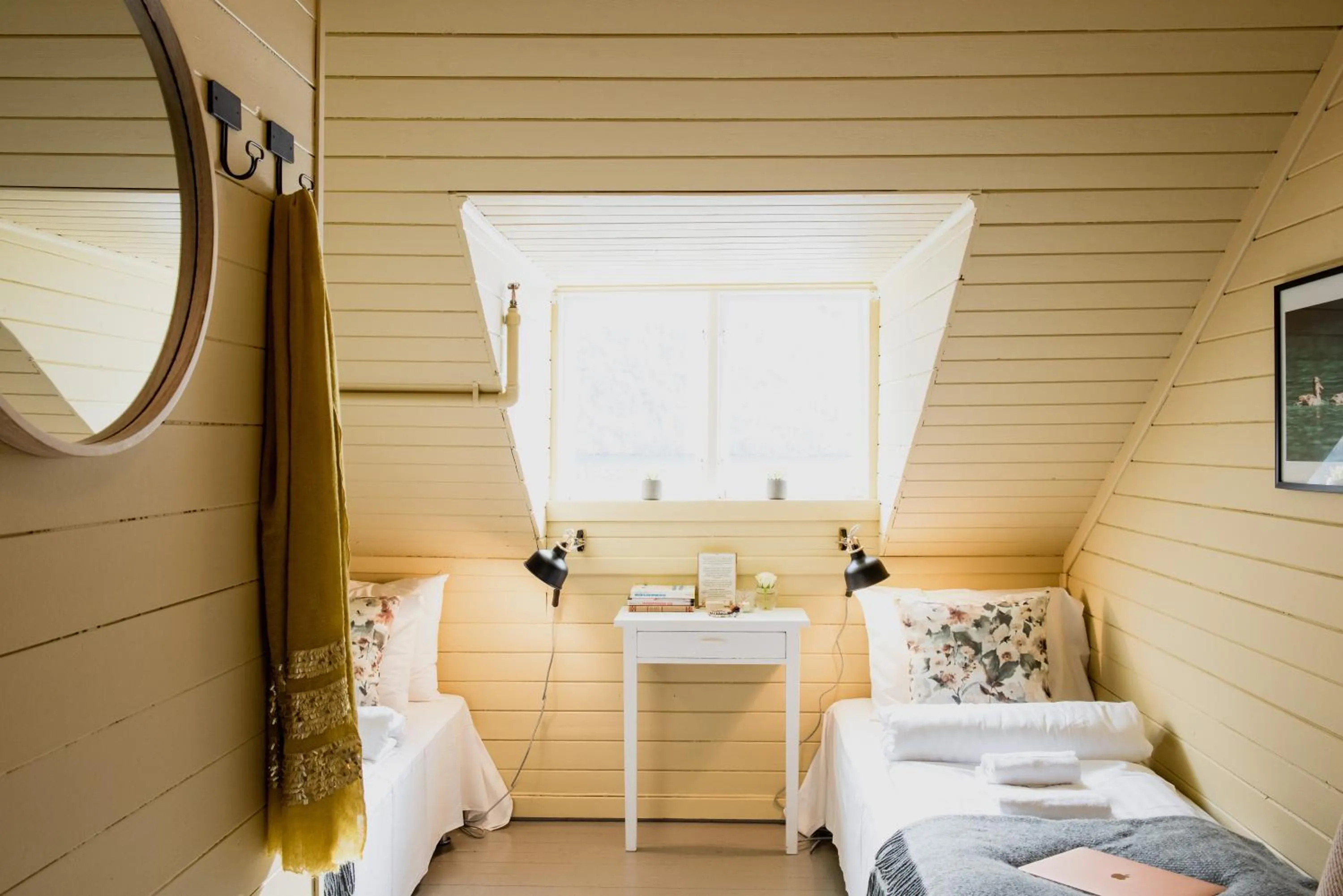 Bedroom, Bed in Fjærland Fjordstove Hotell - Huseby Hotelldrift AS