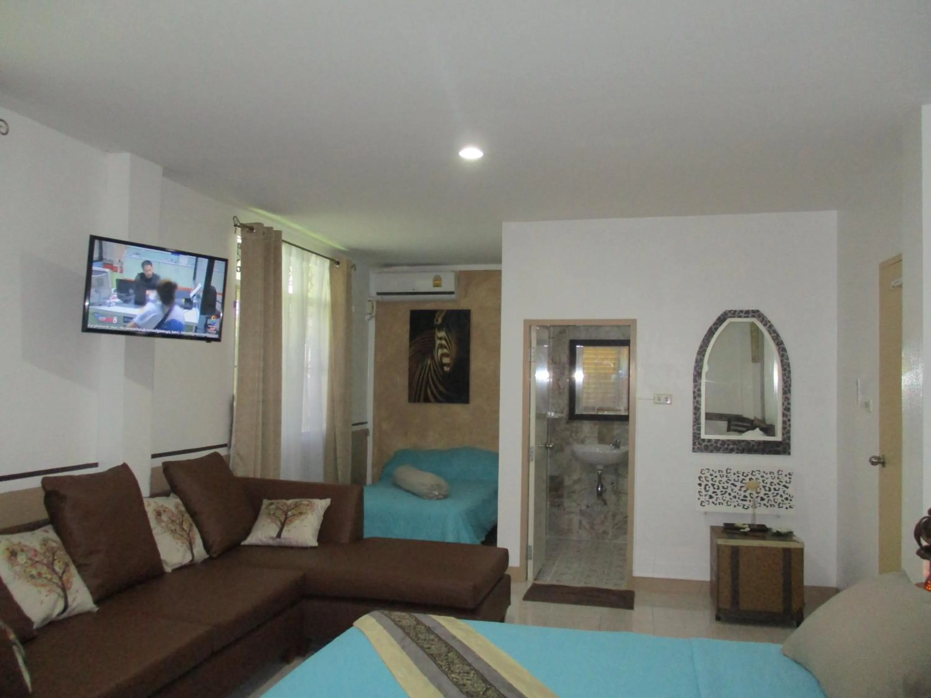 Bed in Similan Hotel