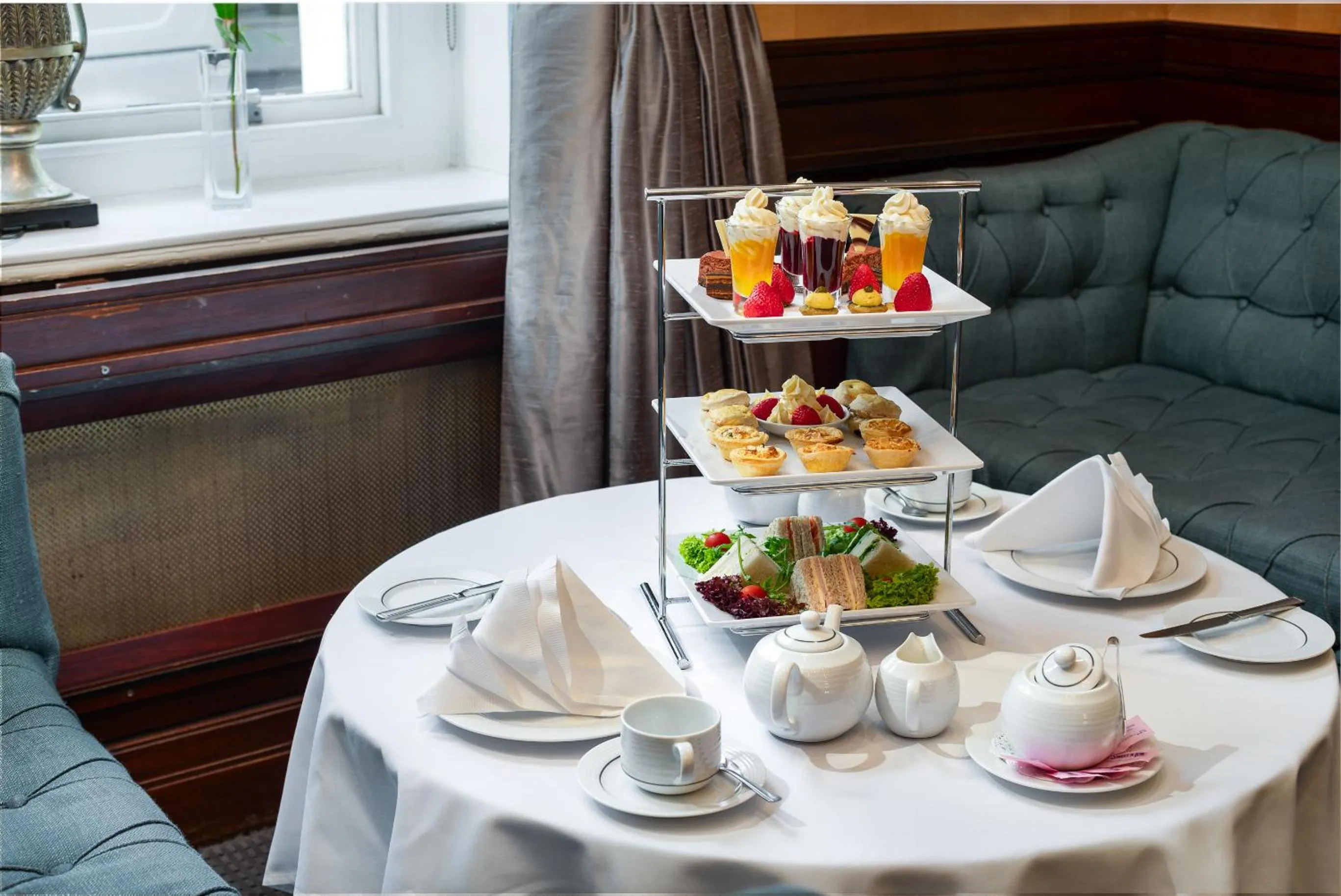 Food in Gem Langham Court Hotel