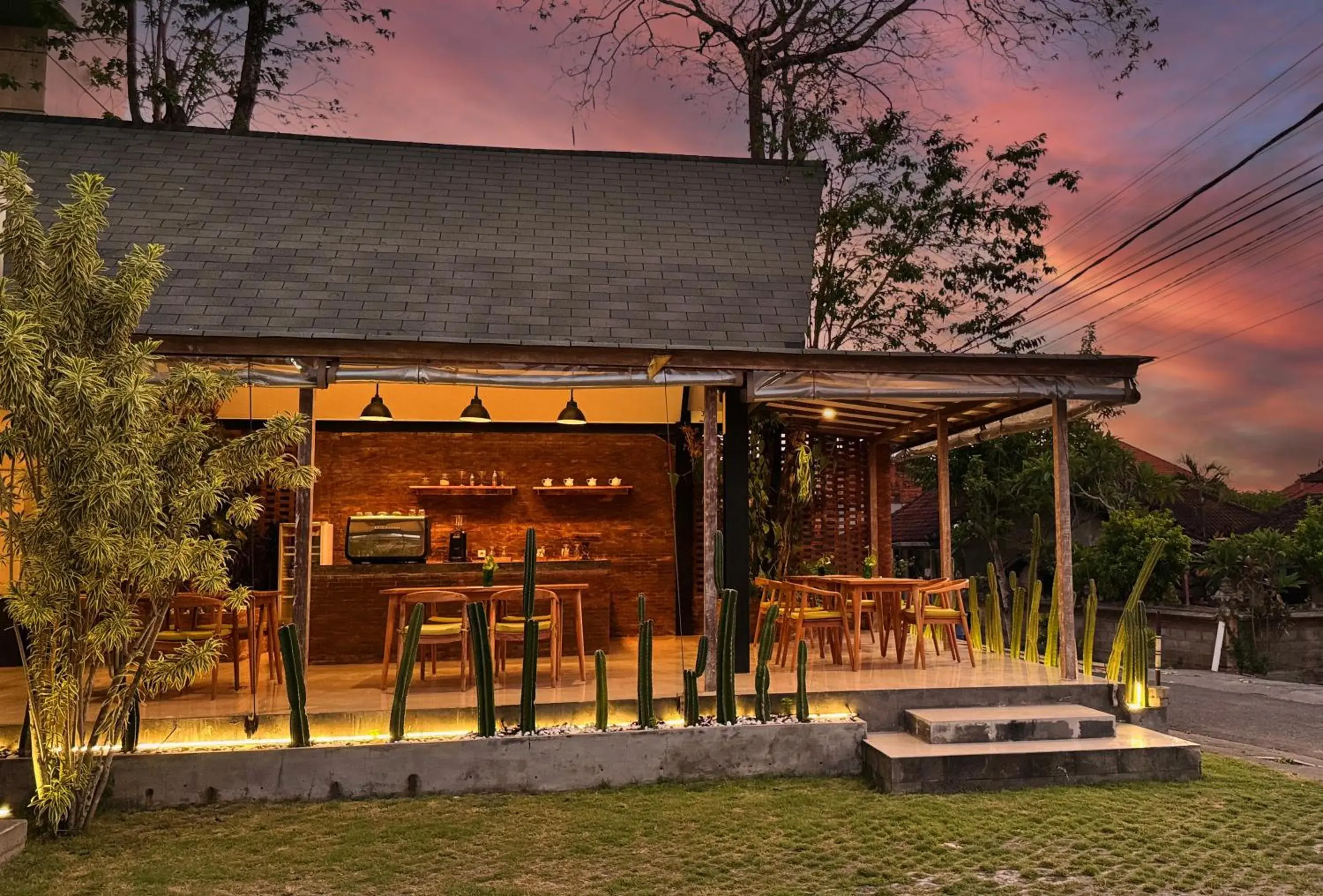 Restaurant/places to eat in Lubdhaka Canggu Restaurant/places to eat in Lubdhaka Canggu