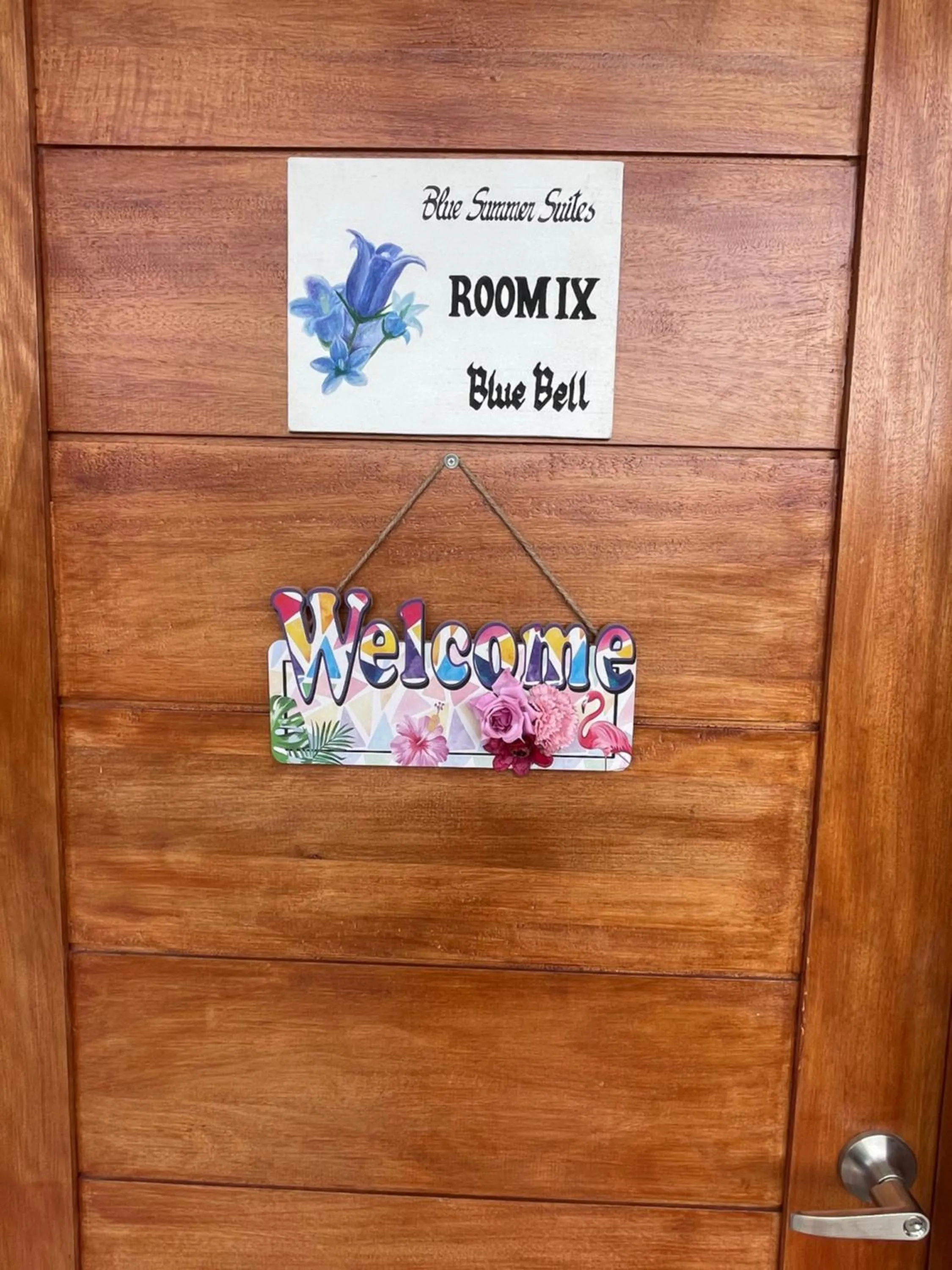 Blue Summer Suites & Restaurant