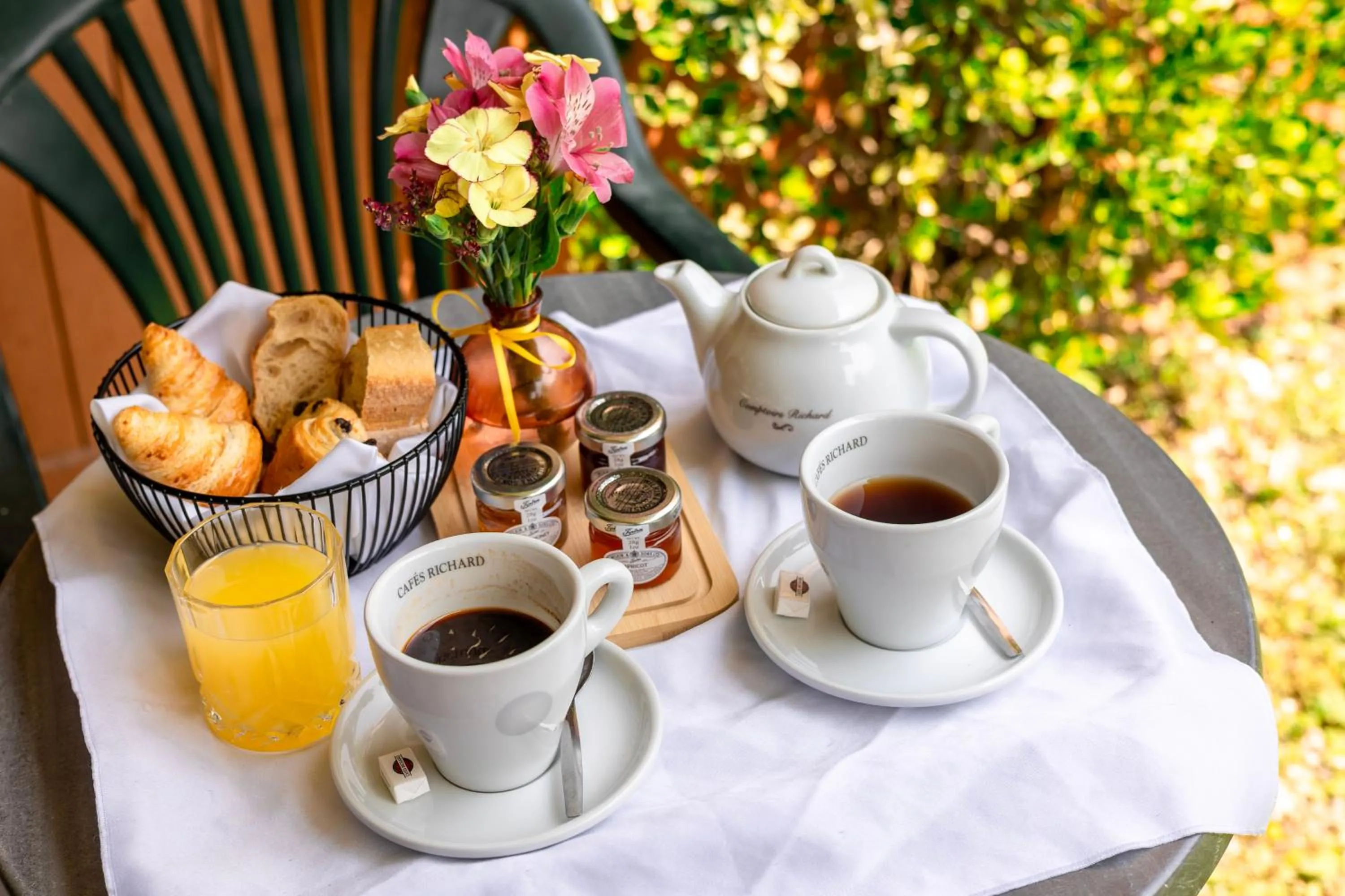 Food close-up in Hôtel les Bergeronnettes