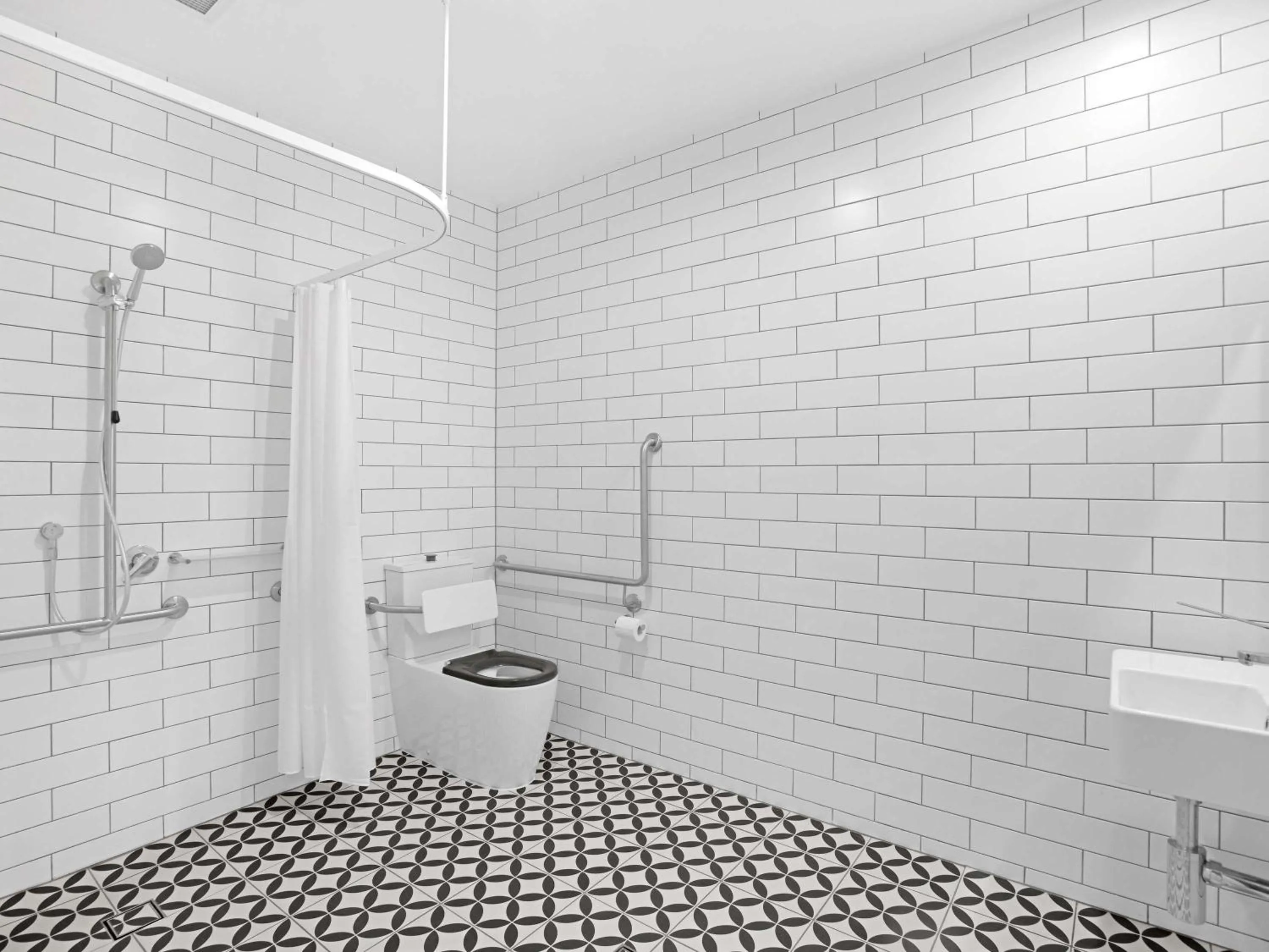 acessibility in Clare Country Club