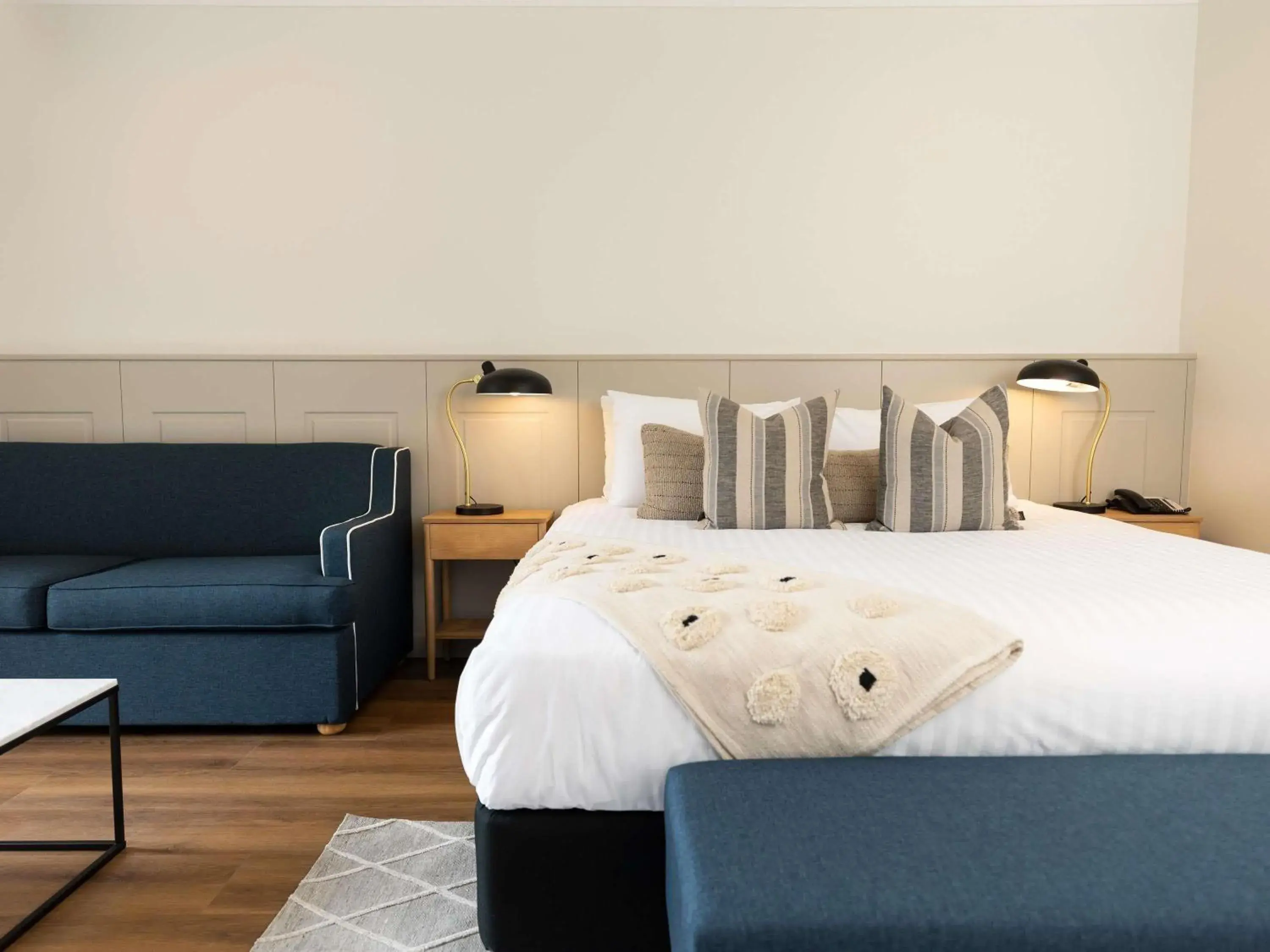 Bedroom, Bed in Clare Country Club Bedroom, Bed in Clare Country Club