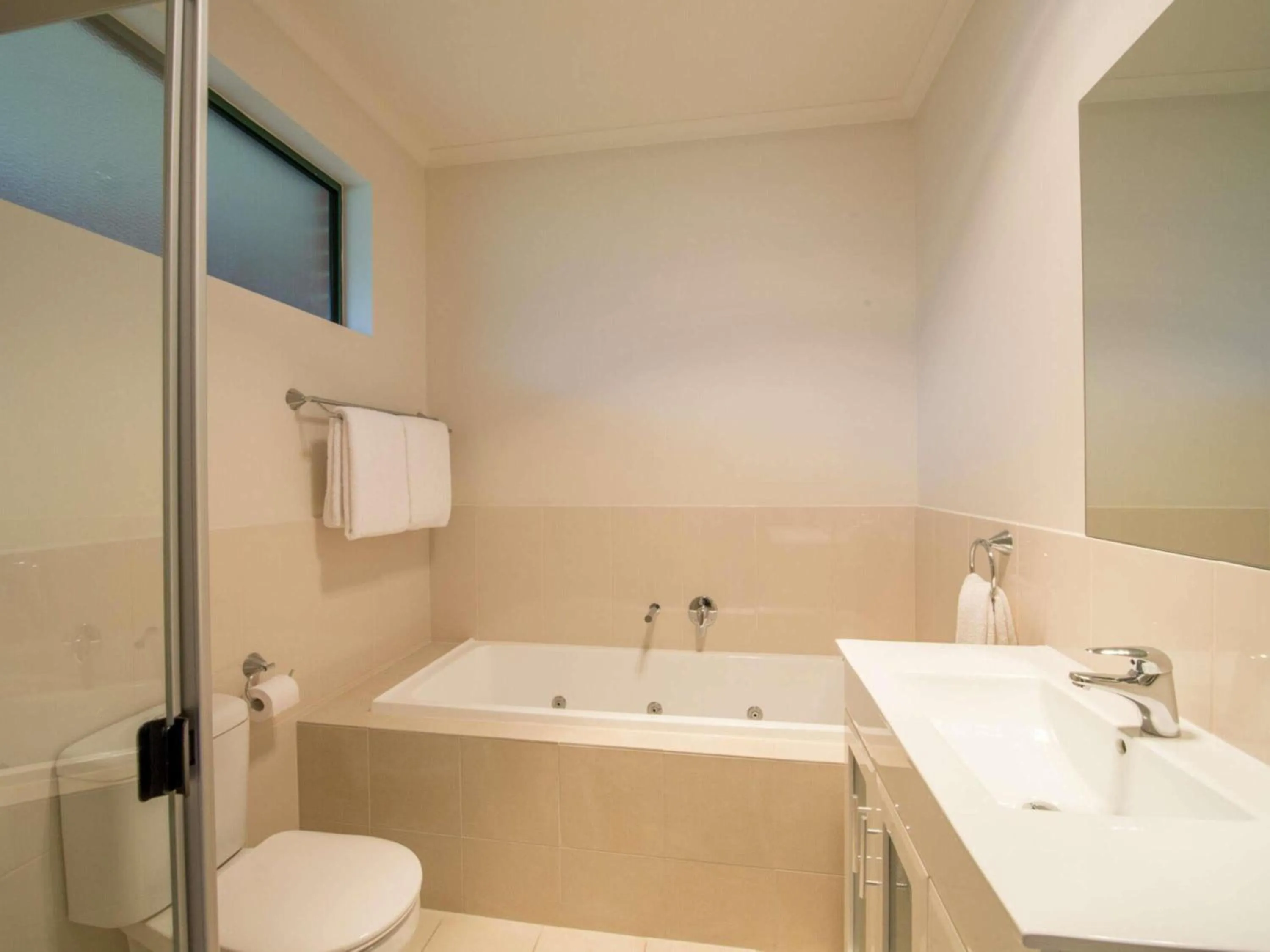 Bedroom in Clare Country Club