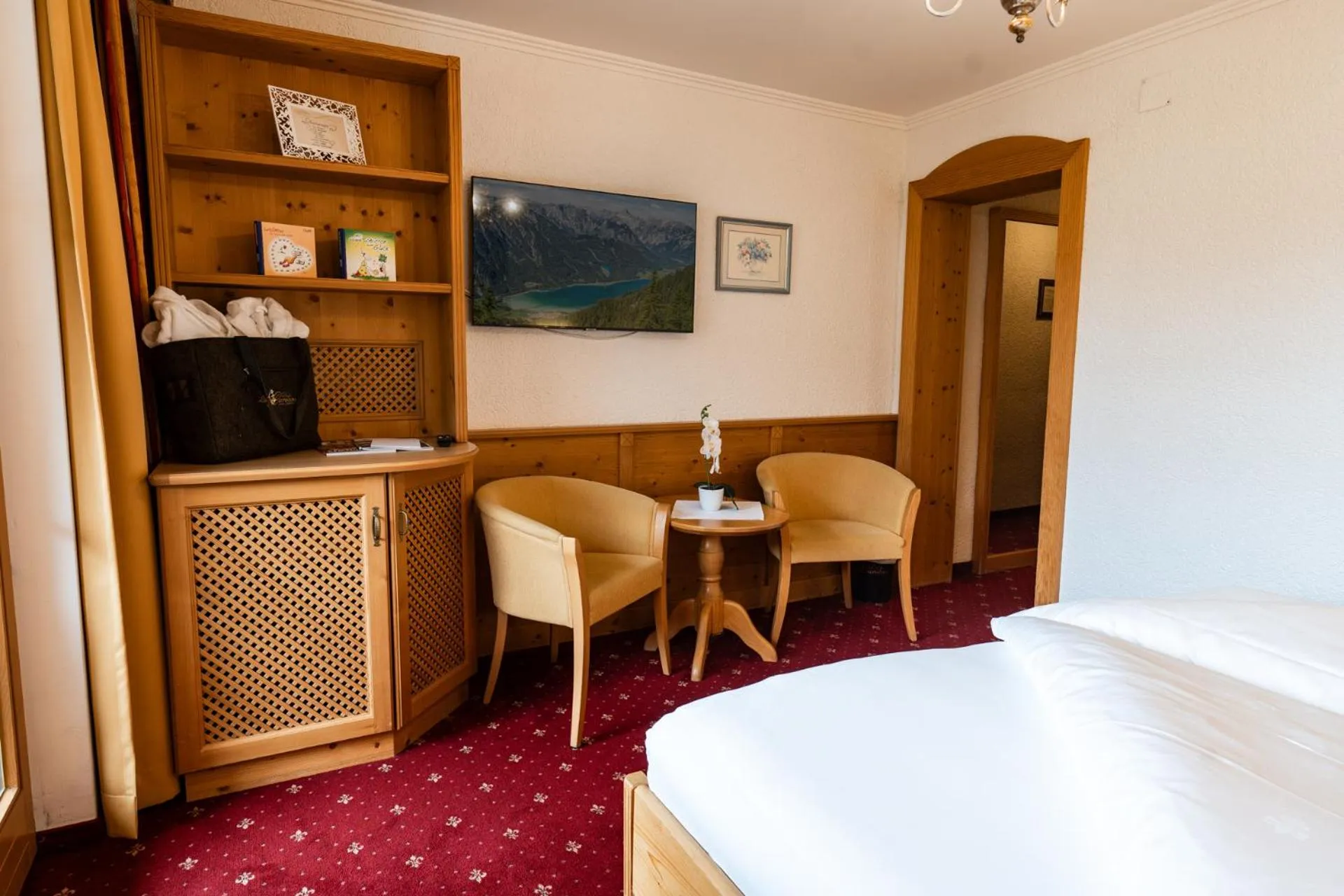 Bed in Liebes Caroline 4-Sterne-Hotel