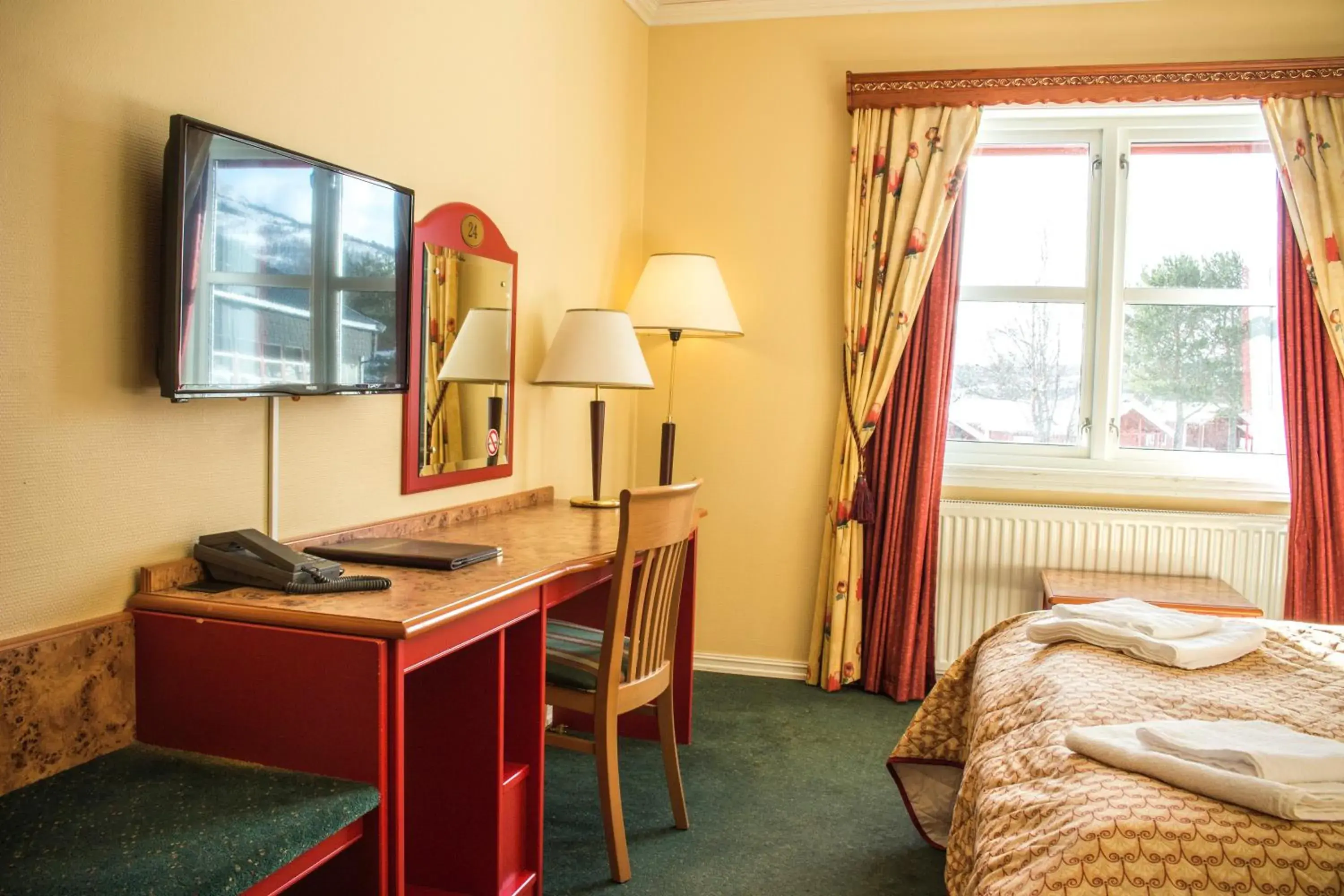 Twin Room - single occupancy in Tysfjord Hotel Twin Room - single occupancy in Tysfjord Hotel