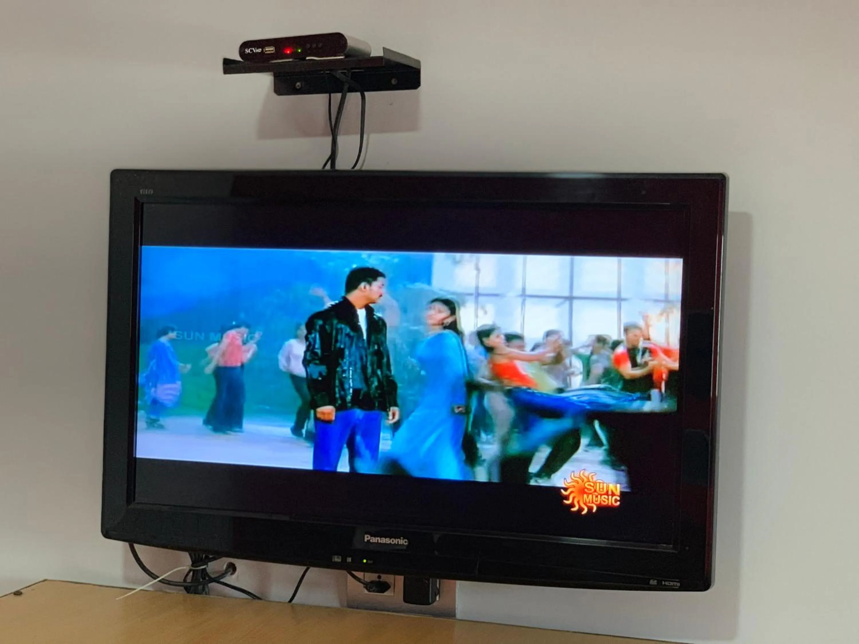 Communal lounge/ TV room in JC Woodville Manor