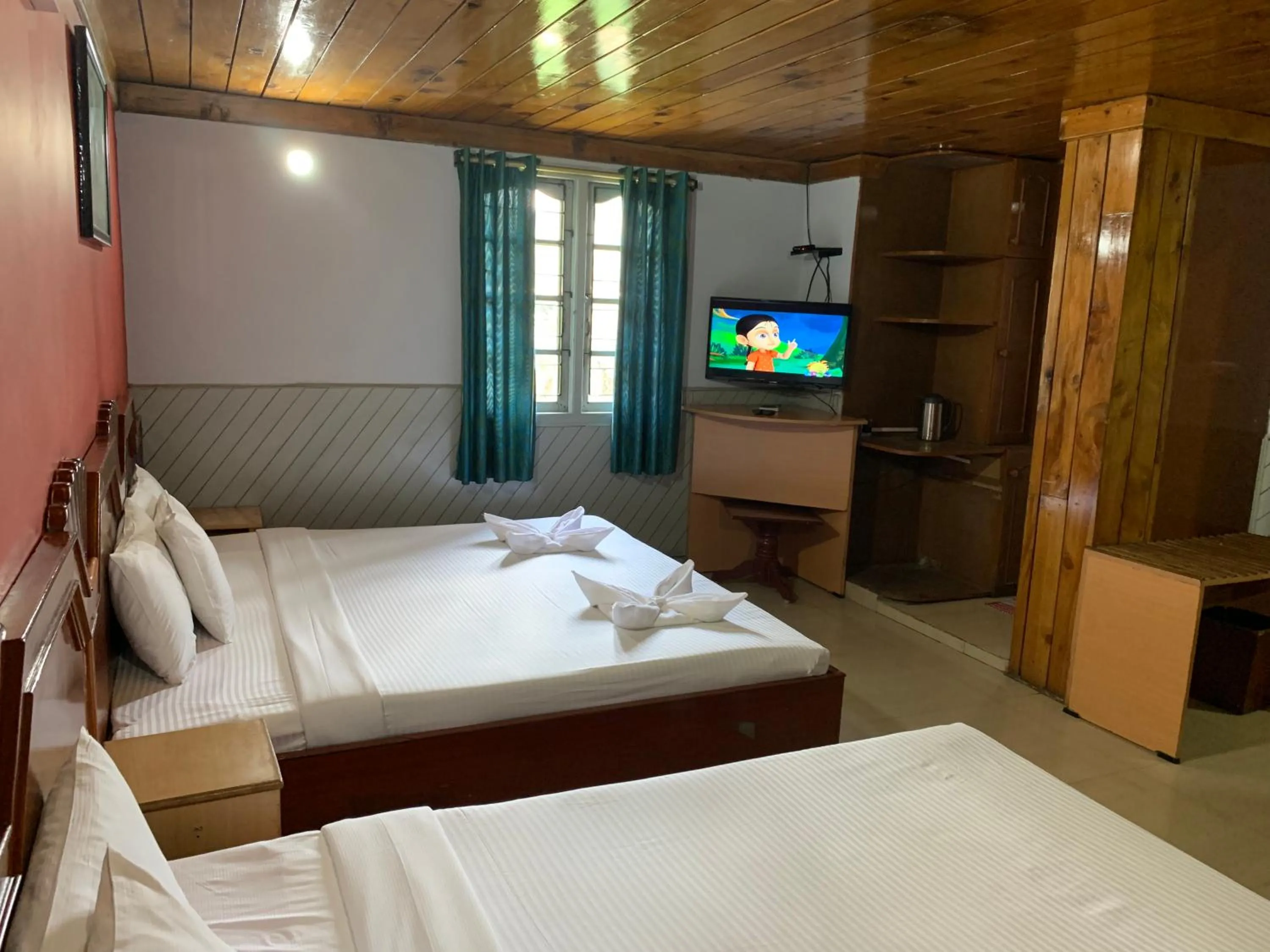 Bed in JC Woodville Manor