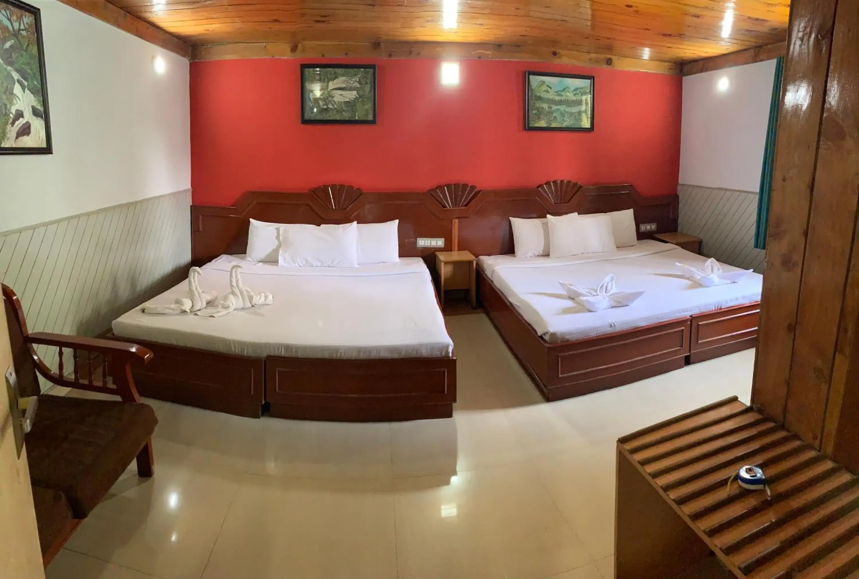 Bed in JC Woodville Manor Bed in JC Woodville Manor