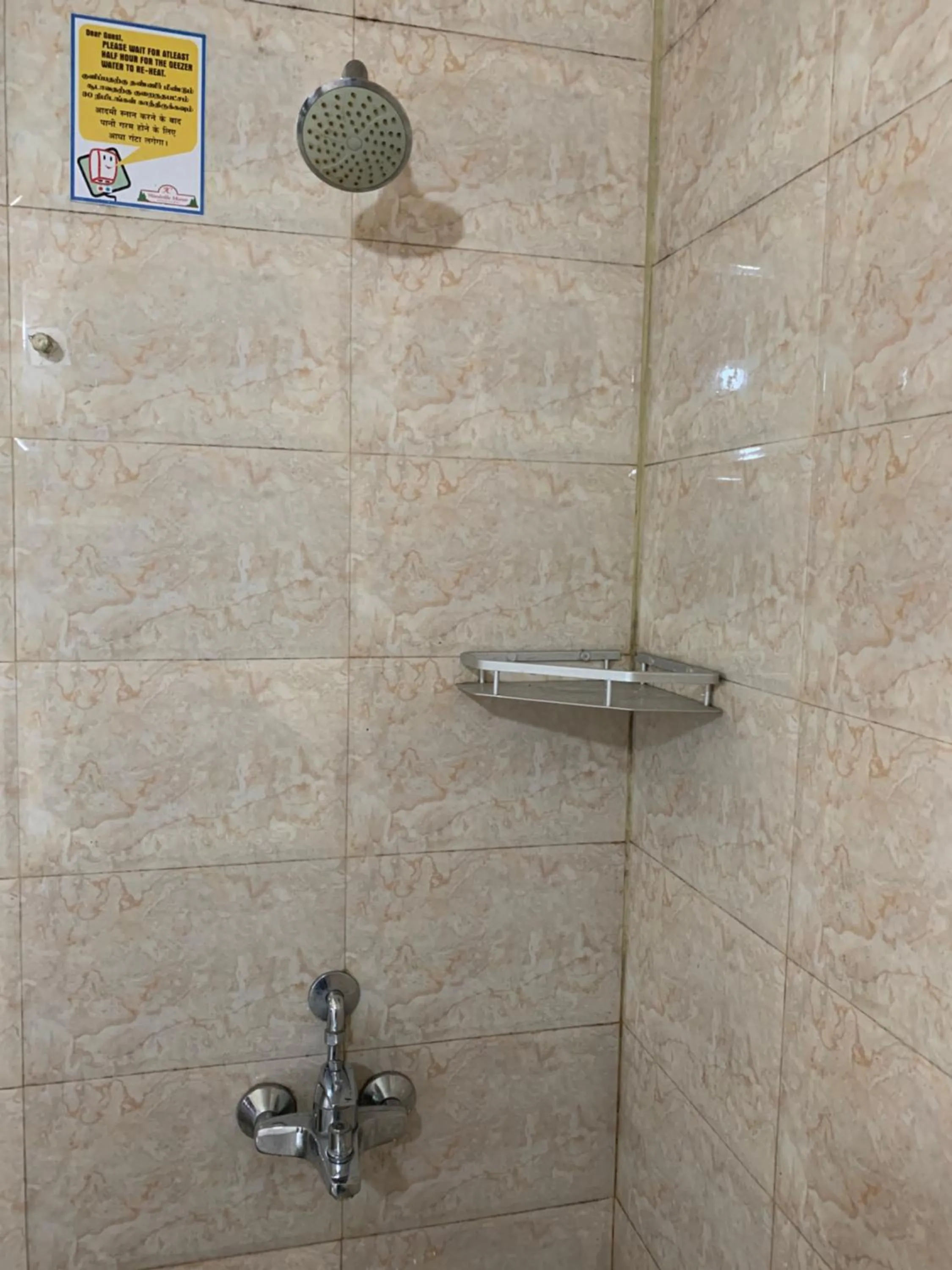 Shower in JC Woodville Manor