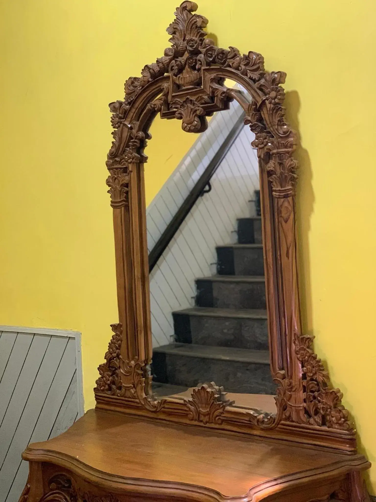 Facade/entrance in JC Woodville Manor Facade/entrance in JC Woodville Manor