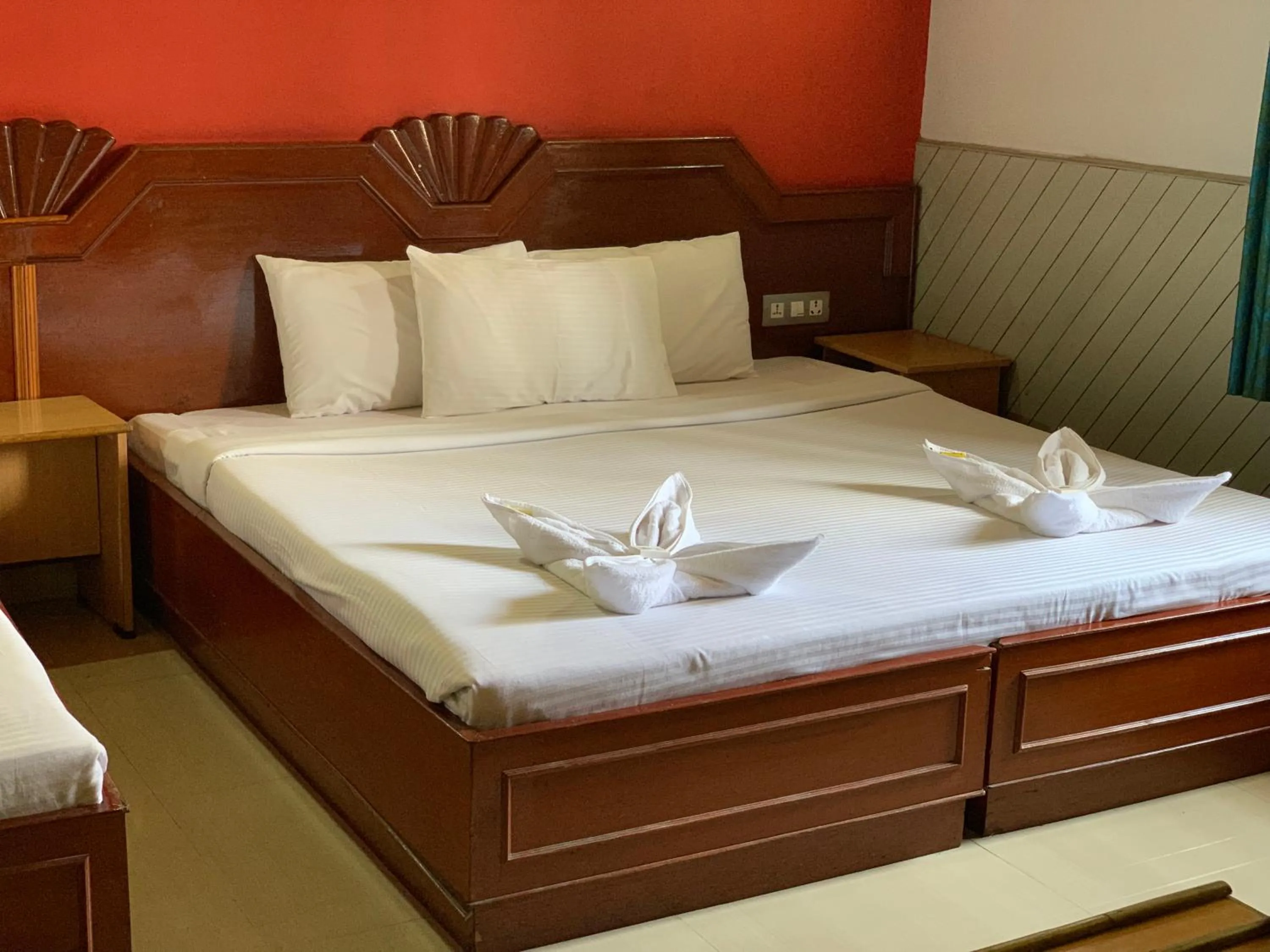 Bed in JC Woodville Manor