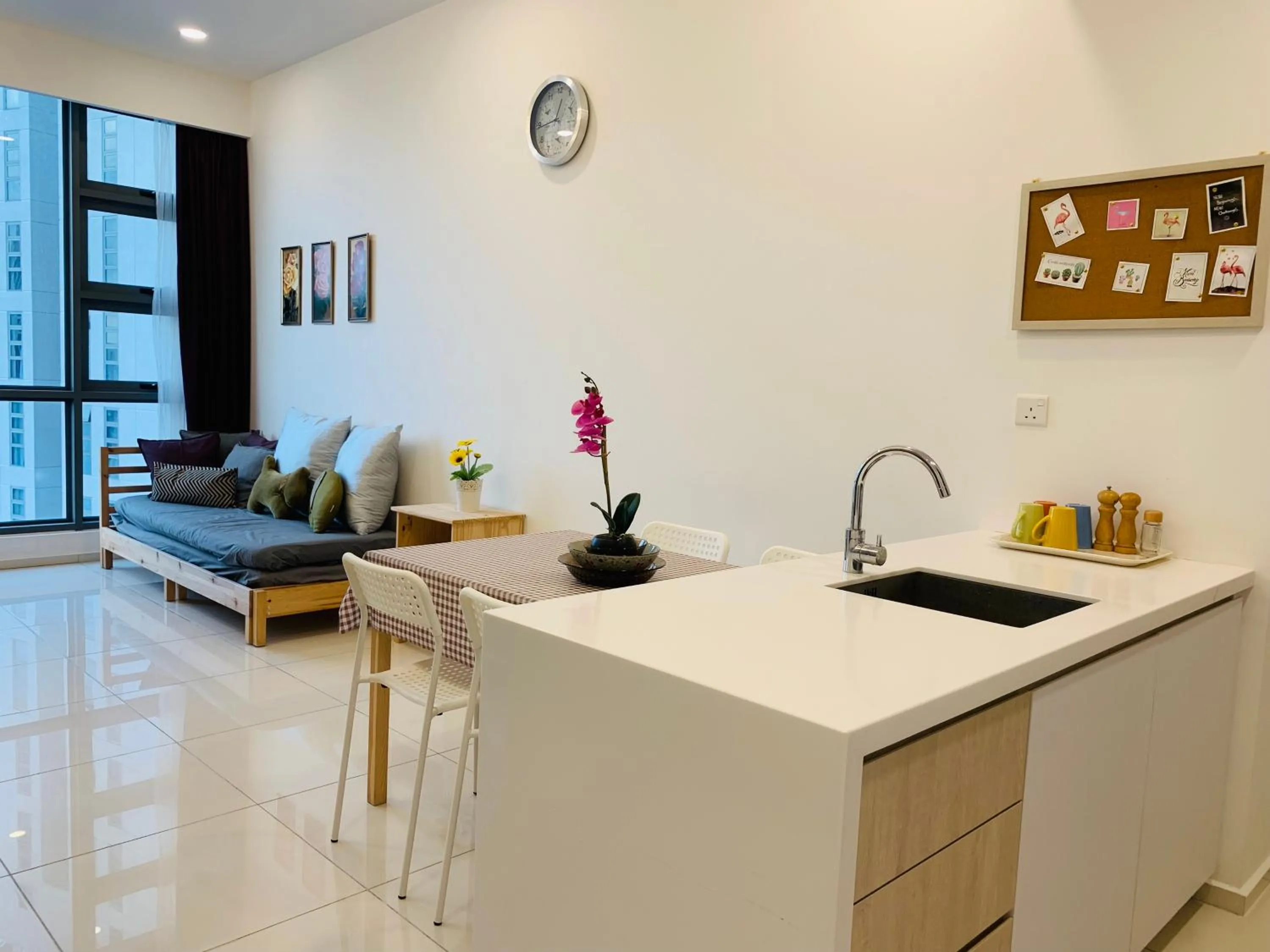 Dining area in Robertson Suites Kuala Lumpur
