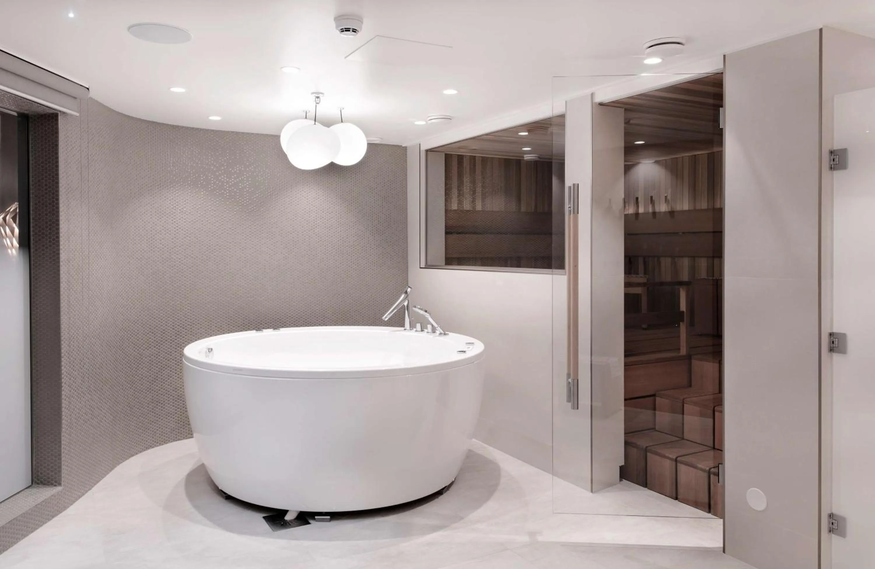 Bathroom in Radisson Blu Royal Hotel, Helsinki