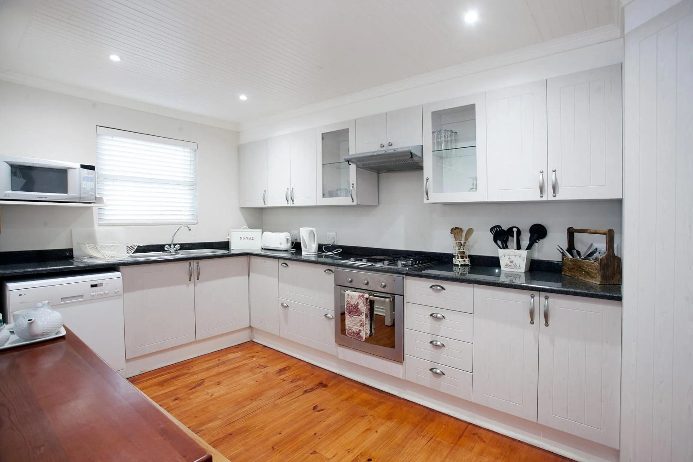 Kitchen or kitchenette in Hogsback Arminel Hotel