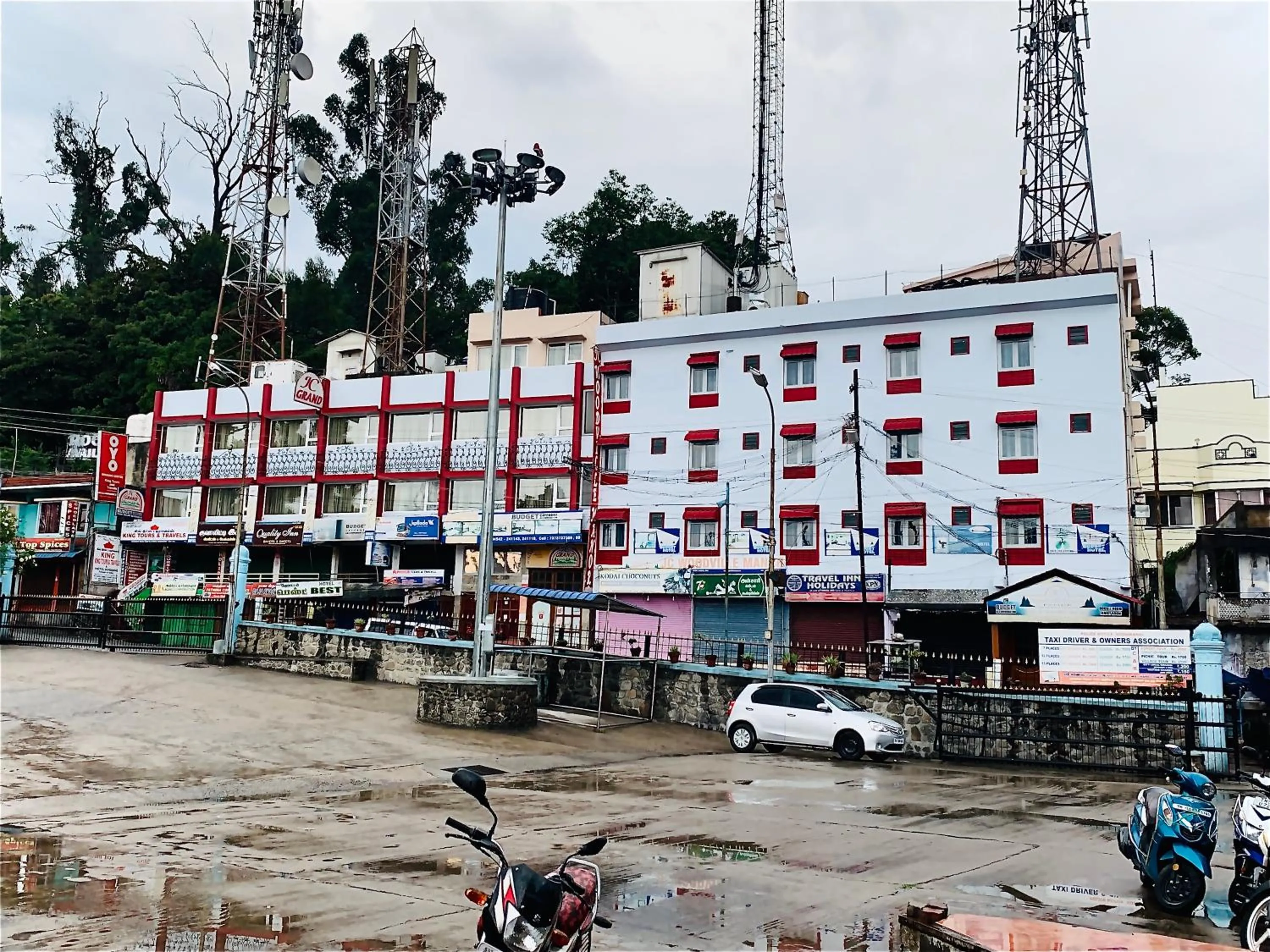 Property building in Hotel Jc Grand