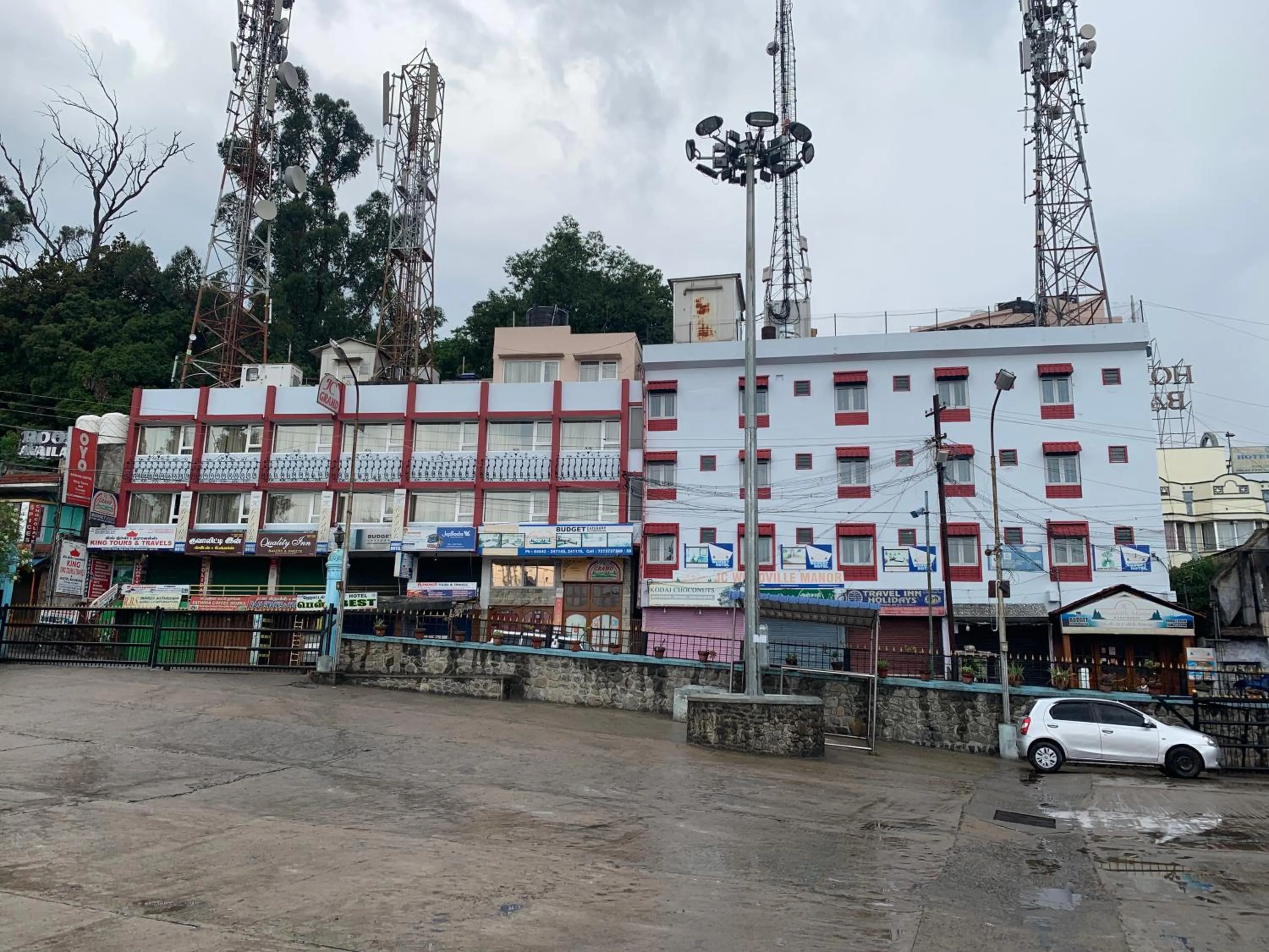 Property building in Hotel Jc Grand